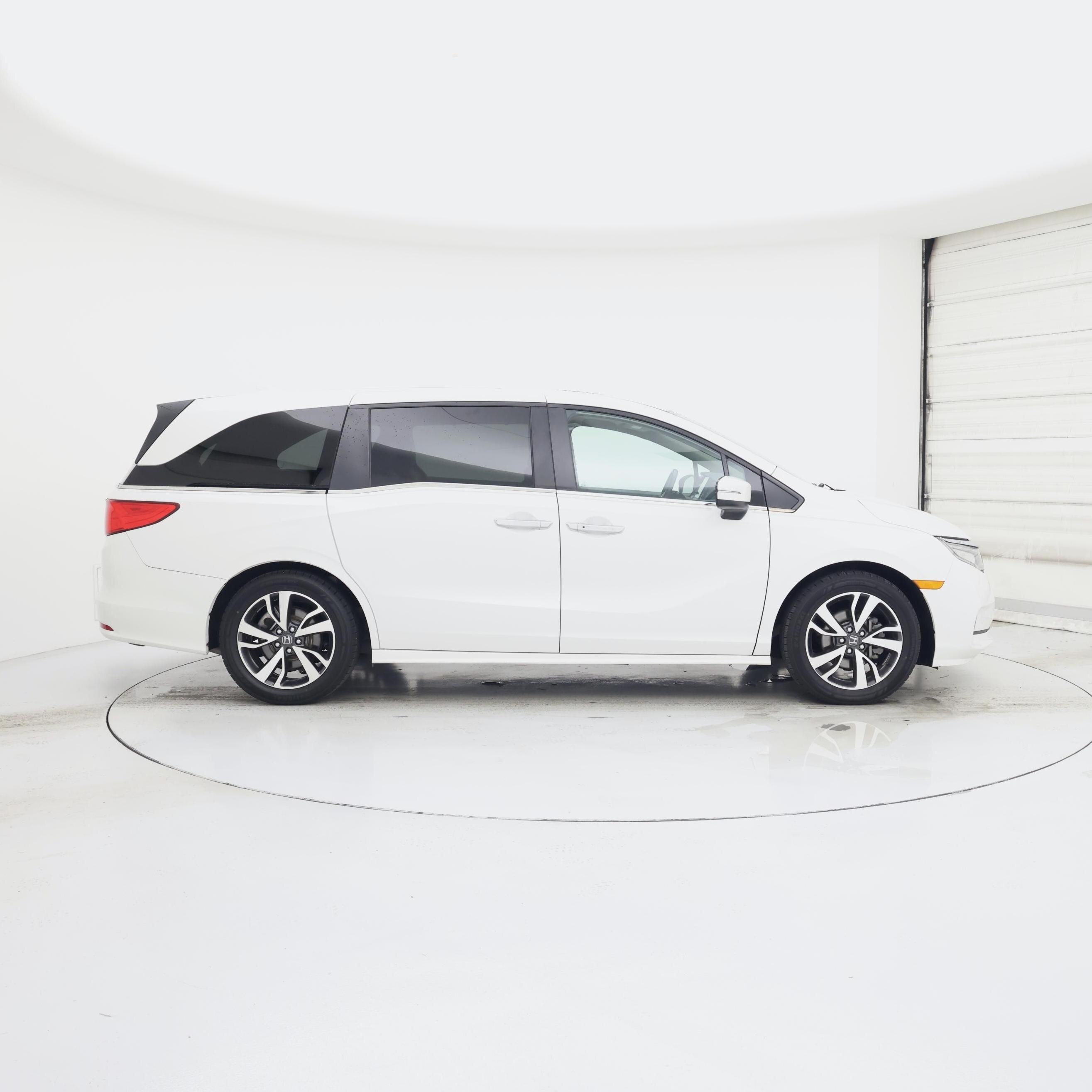 Thumbnail: 2023 Honda Odyssey - 7