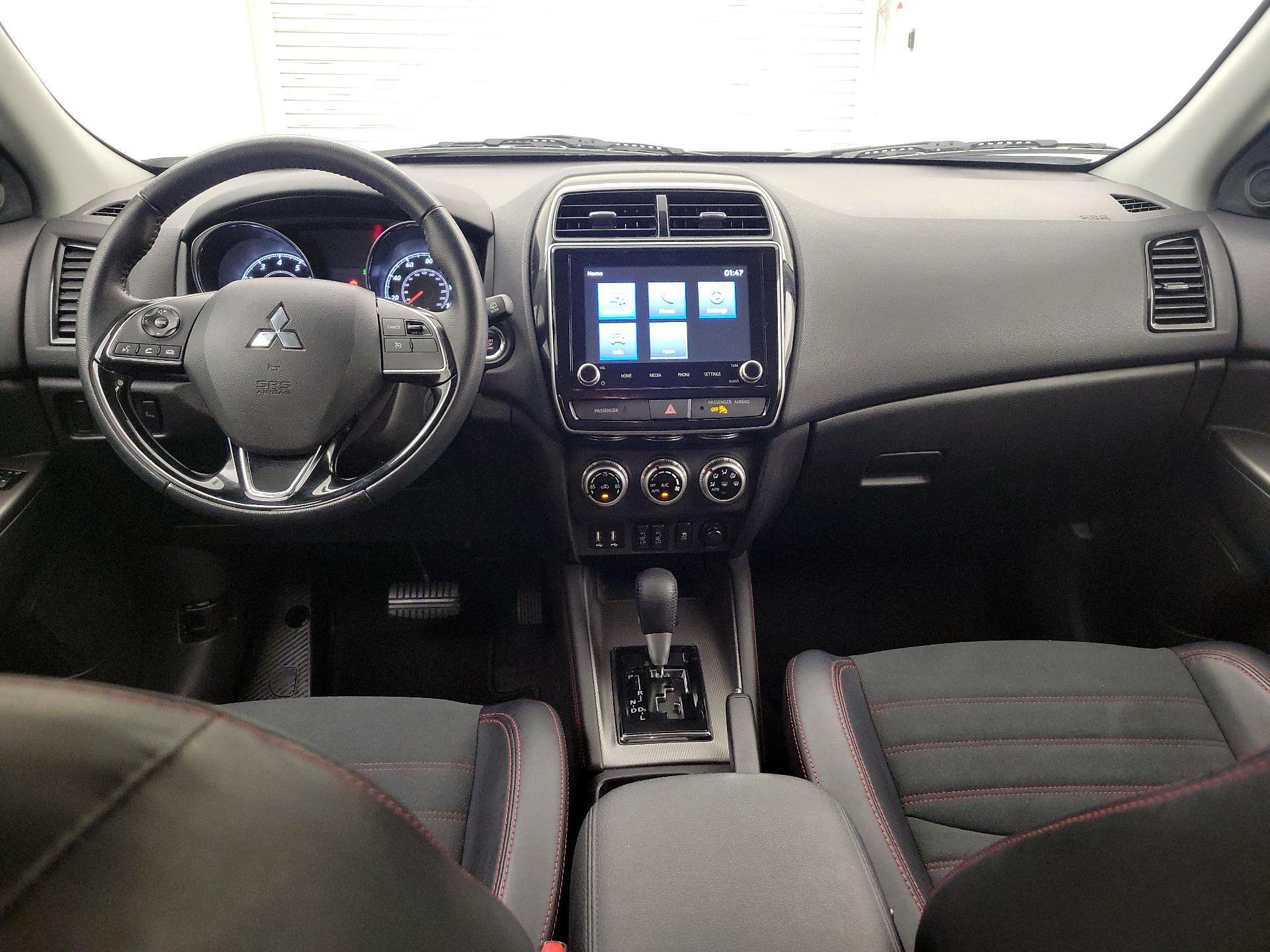 Thumbnail: 2025 Mitsubishi Outlander Sport - 9