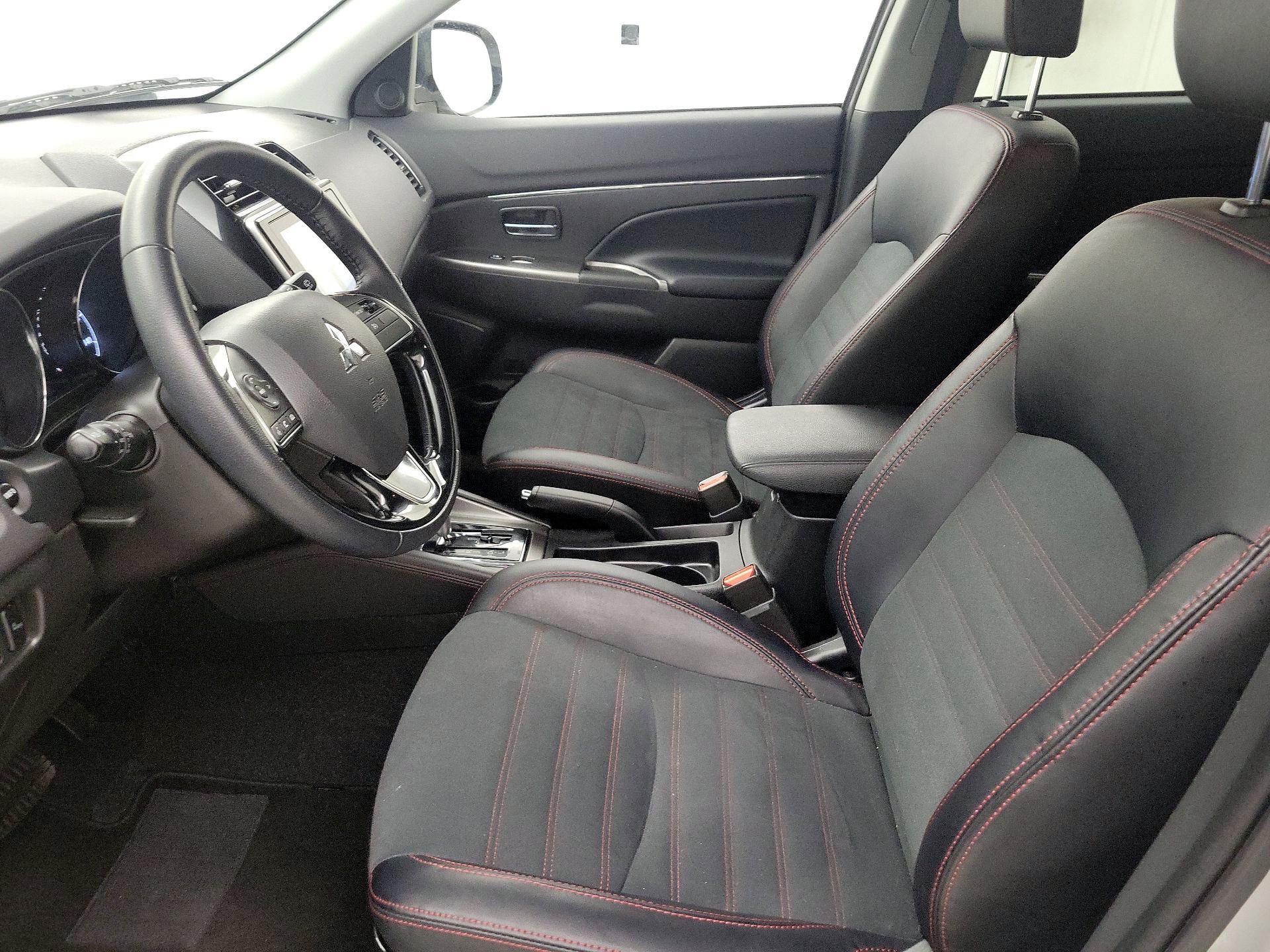 Thumbnail: 2025 Mitsubishi Outlander Sport - 11
