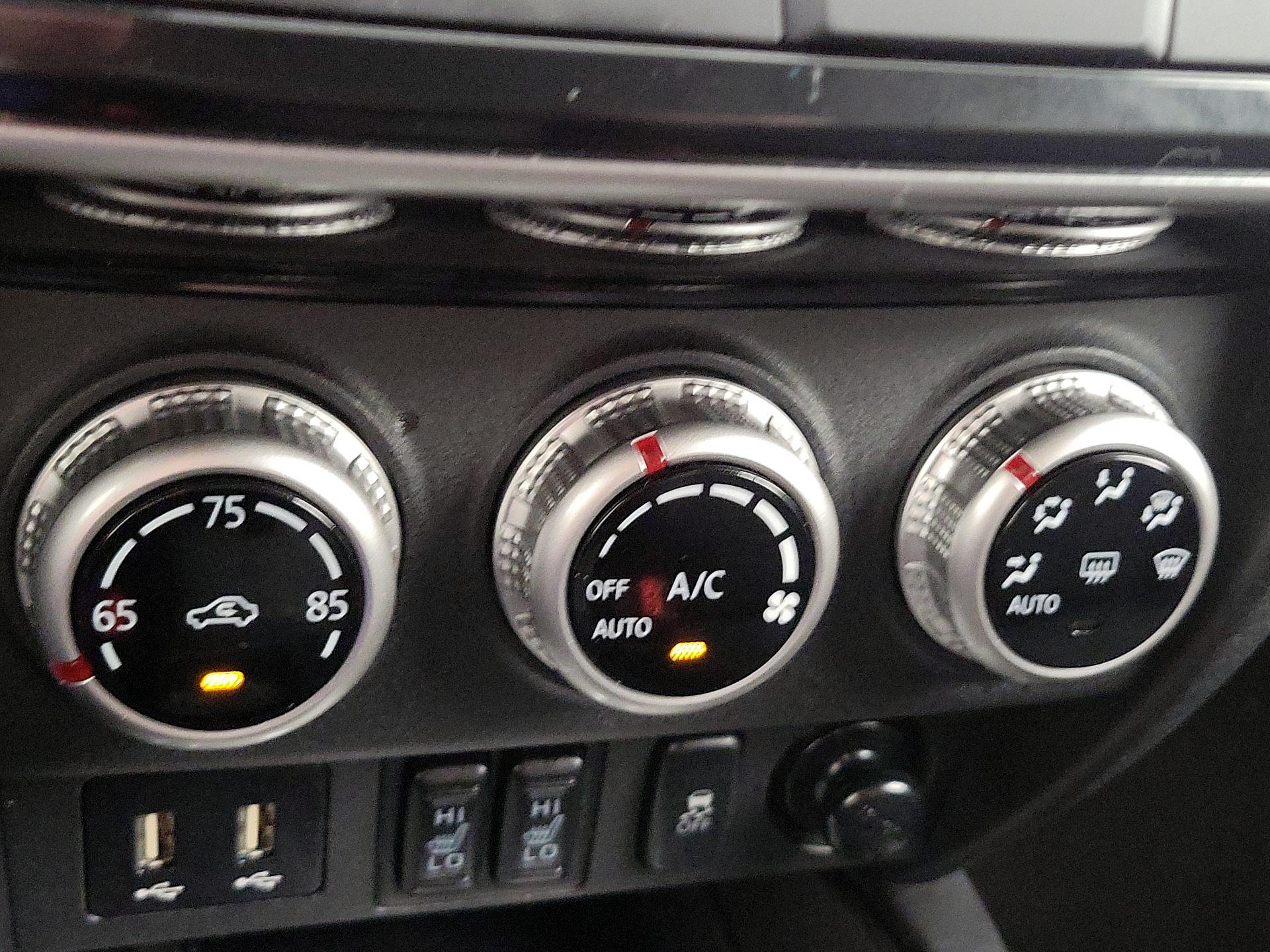 Thumbnail: 2025 Mitsubishi Outlander Sport - 16