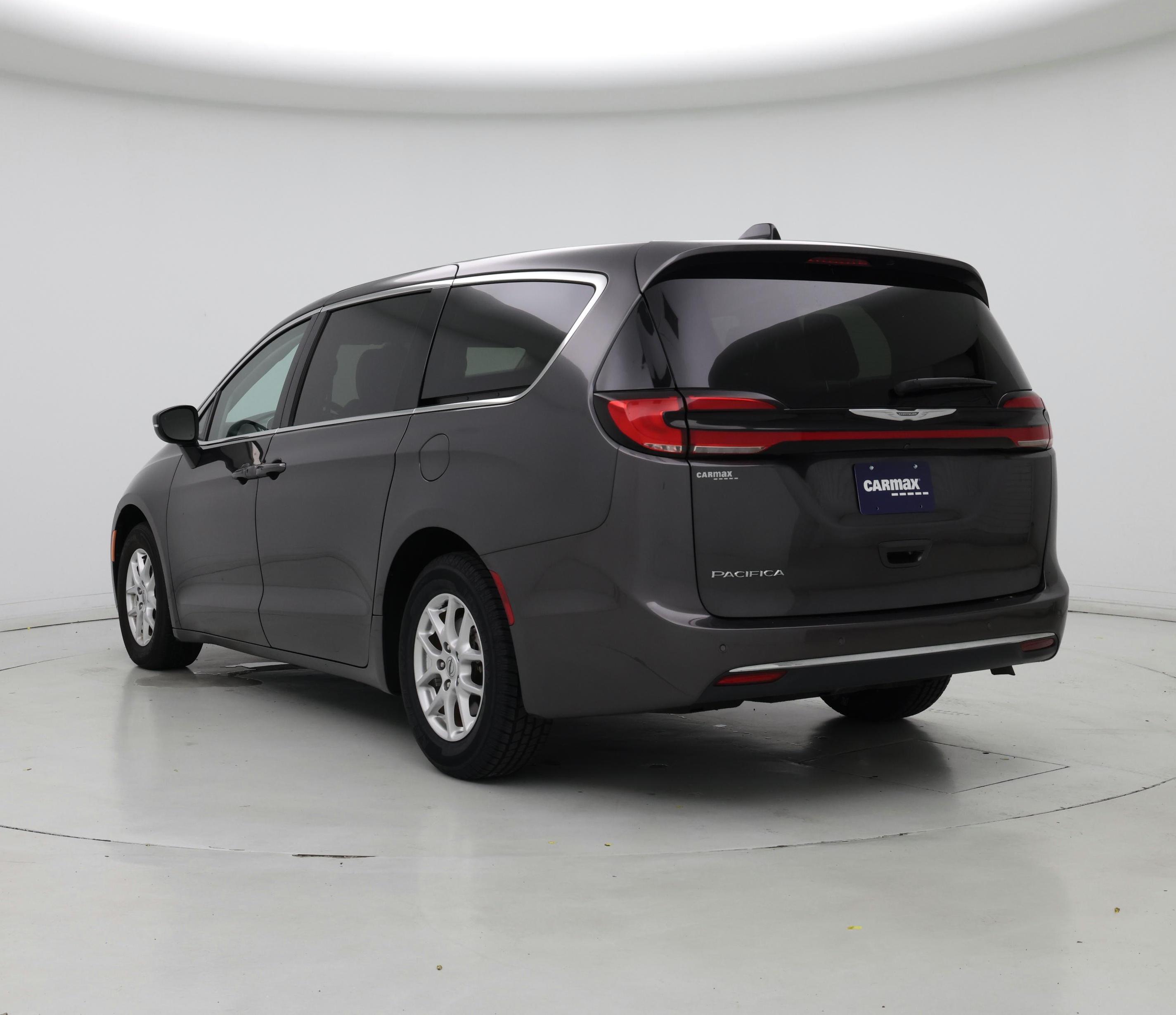 Thumbnail: 2023 Chrysler Pacifica - 2