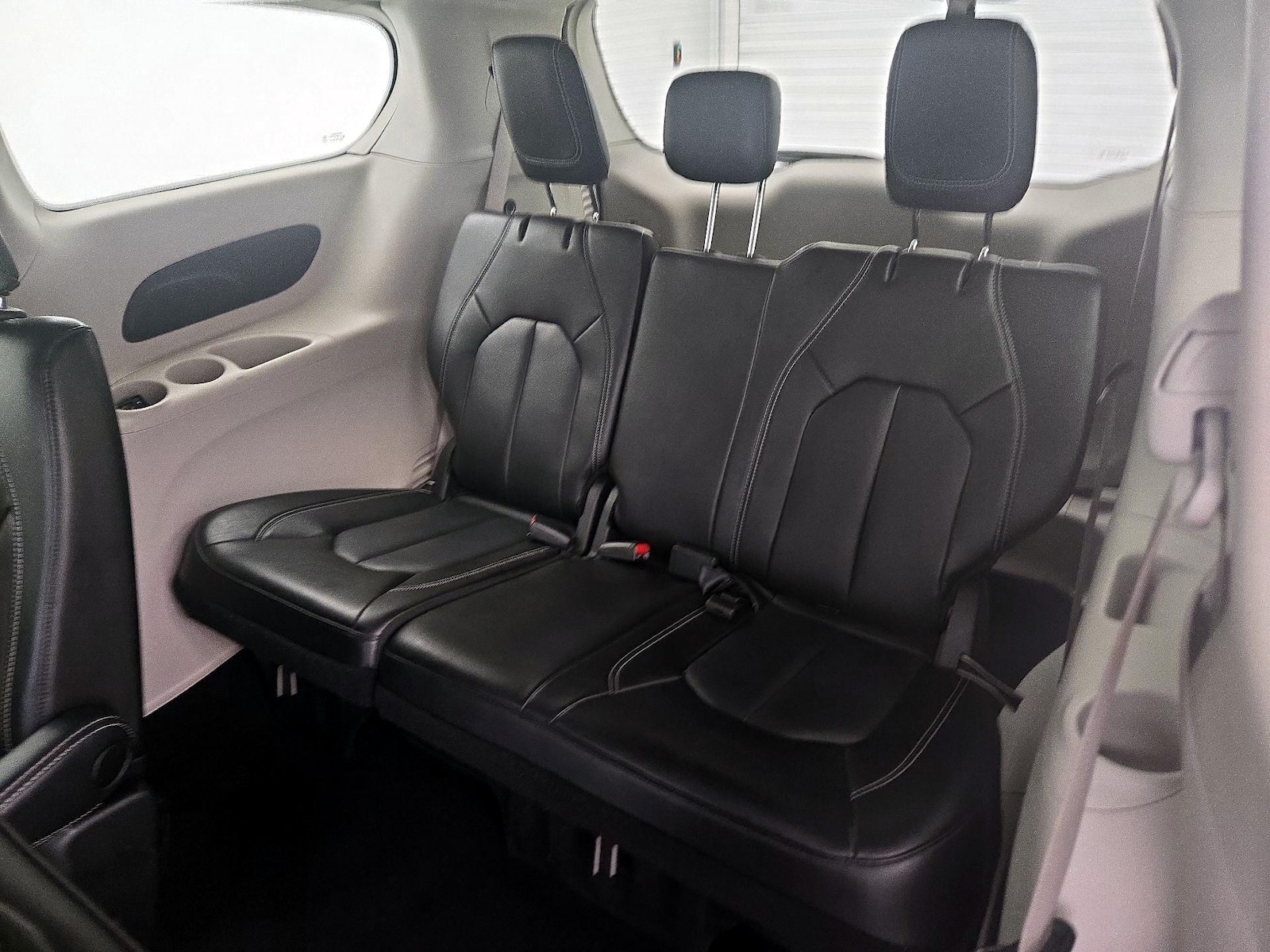 2023 Chrysler Pacifica Touring L - Photo 21