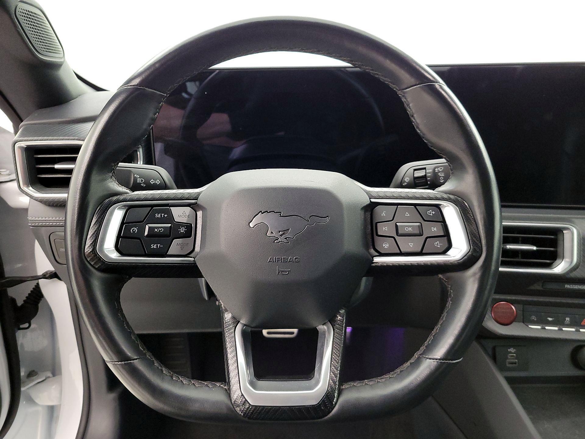 Thumbnail: 2025 Ford Mustang - 10