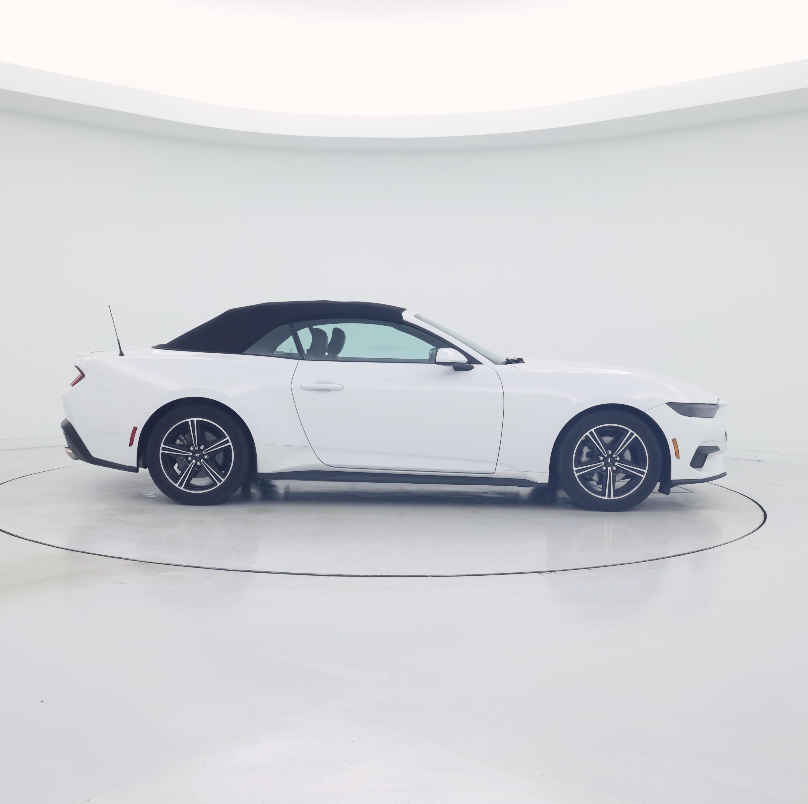Thumbnail: 2025 Ford Mustang - 7