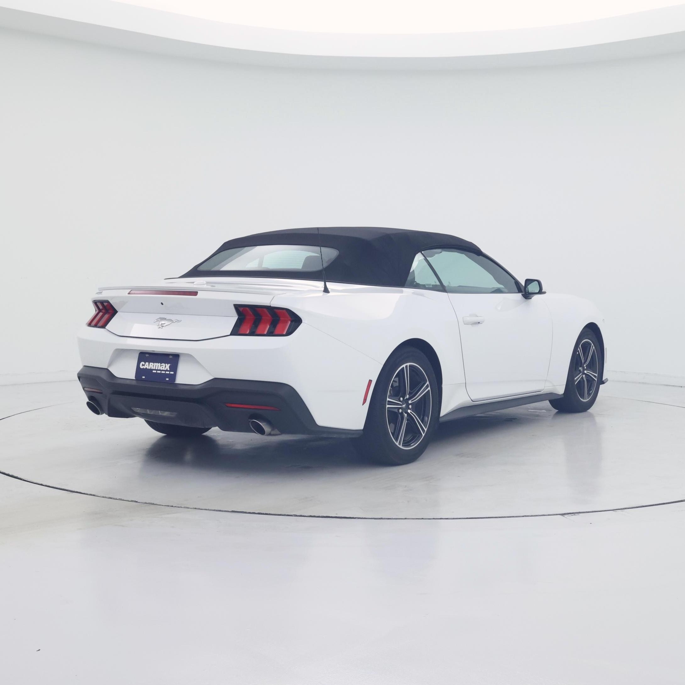 Thumbnail: 2025 Ford Mustang - 8