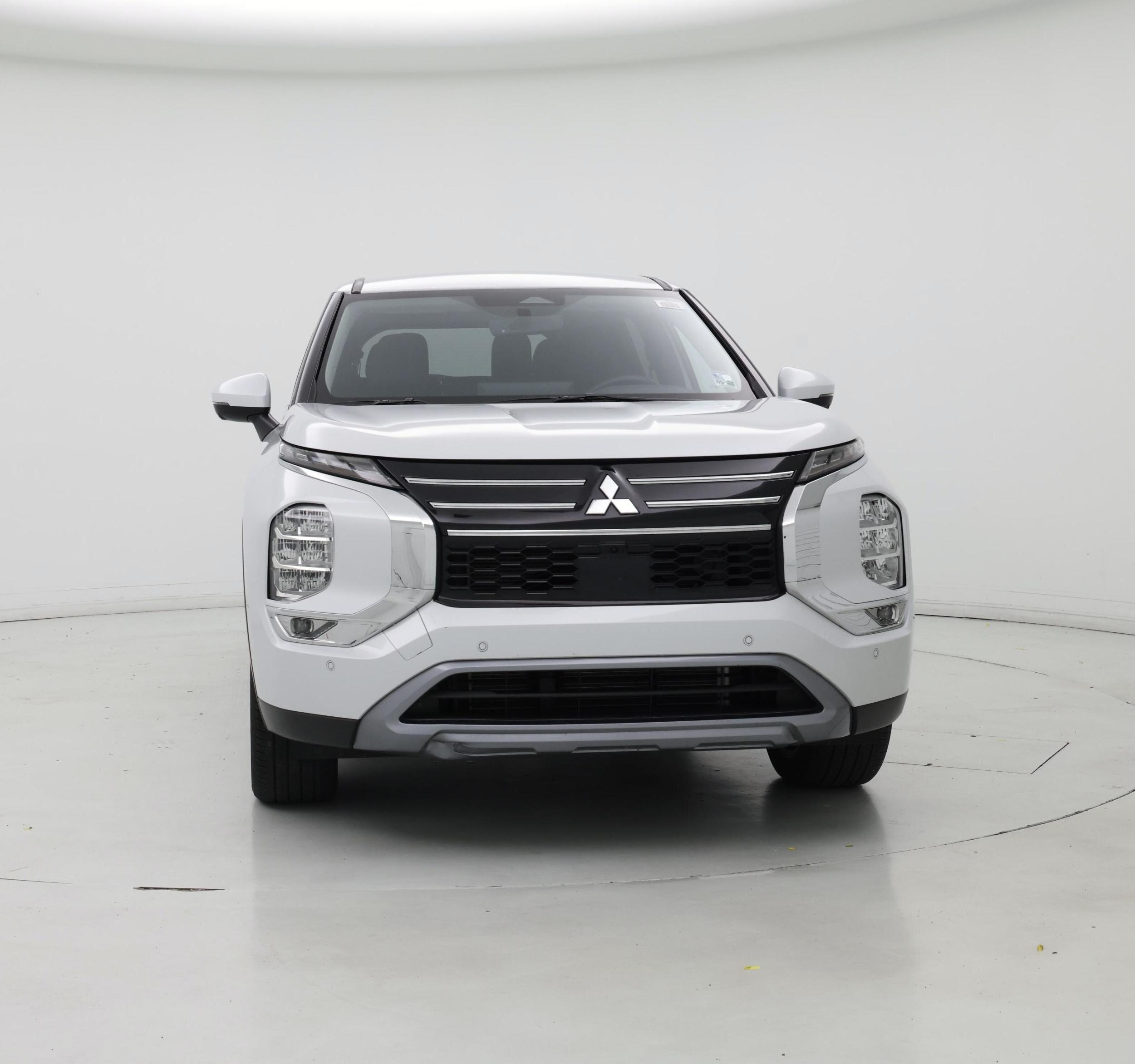 Thumbnail: 2025 Mitsubishi Outlander - 5