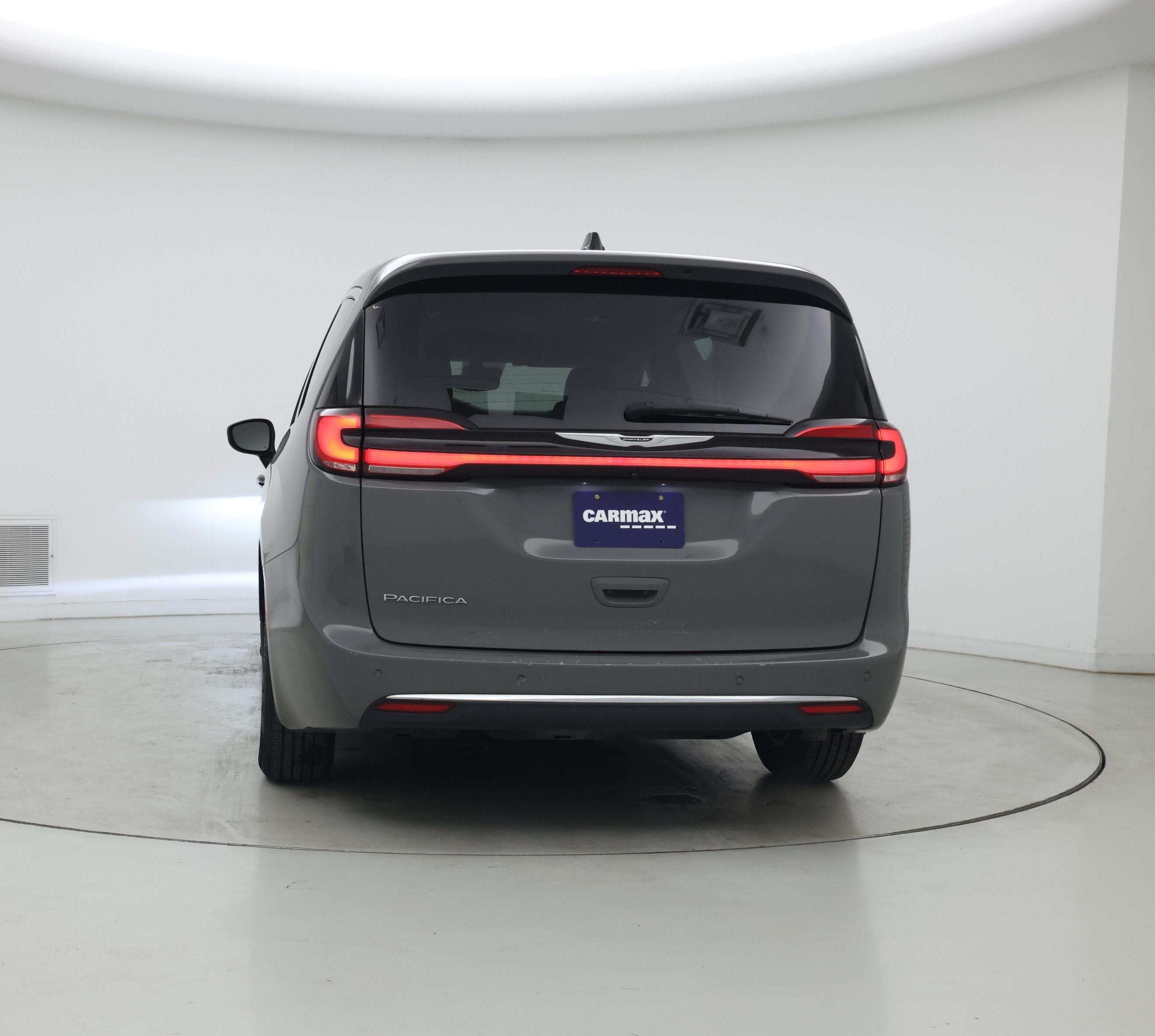 Thumbnail: 2023 Chrysler Pacifica - 6