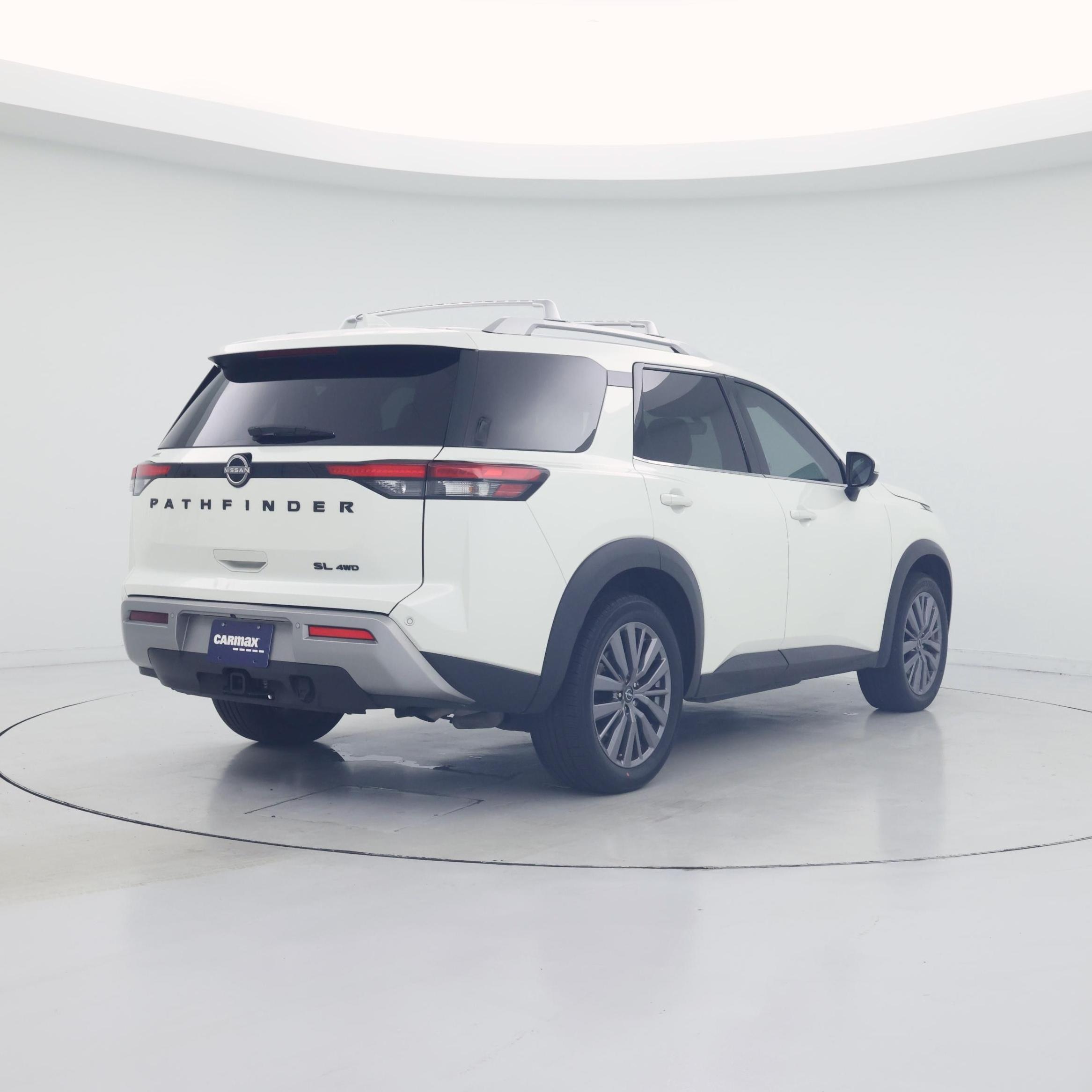 Thumbnail: 2023 Nissan Pathfinder - 8