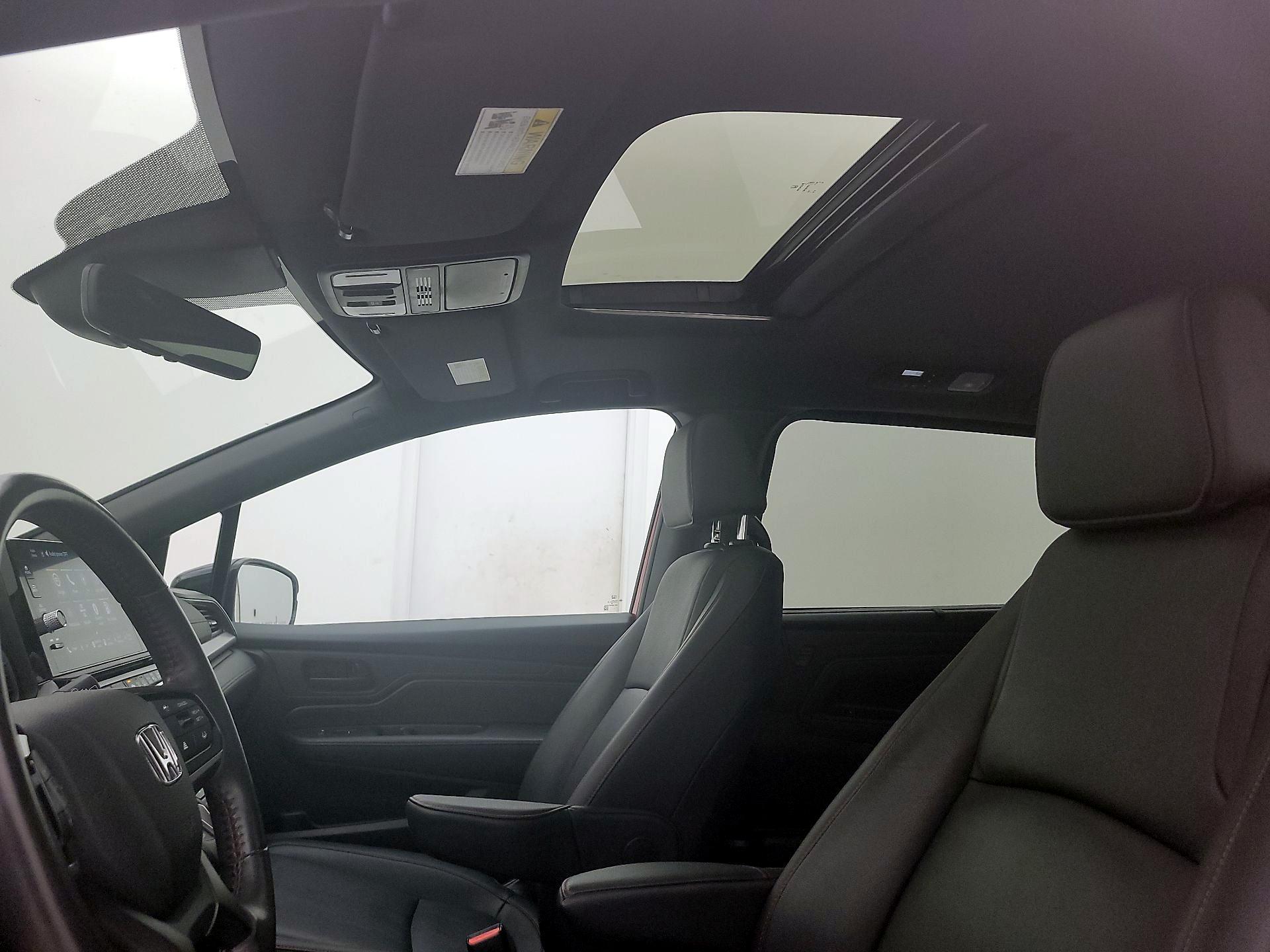 Thumbnail: 2025 Honda Odyssey - 19