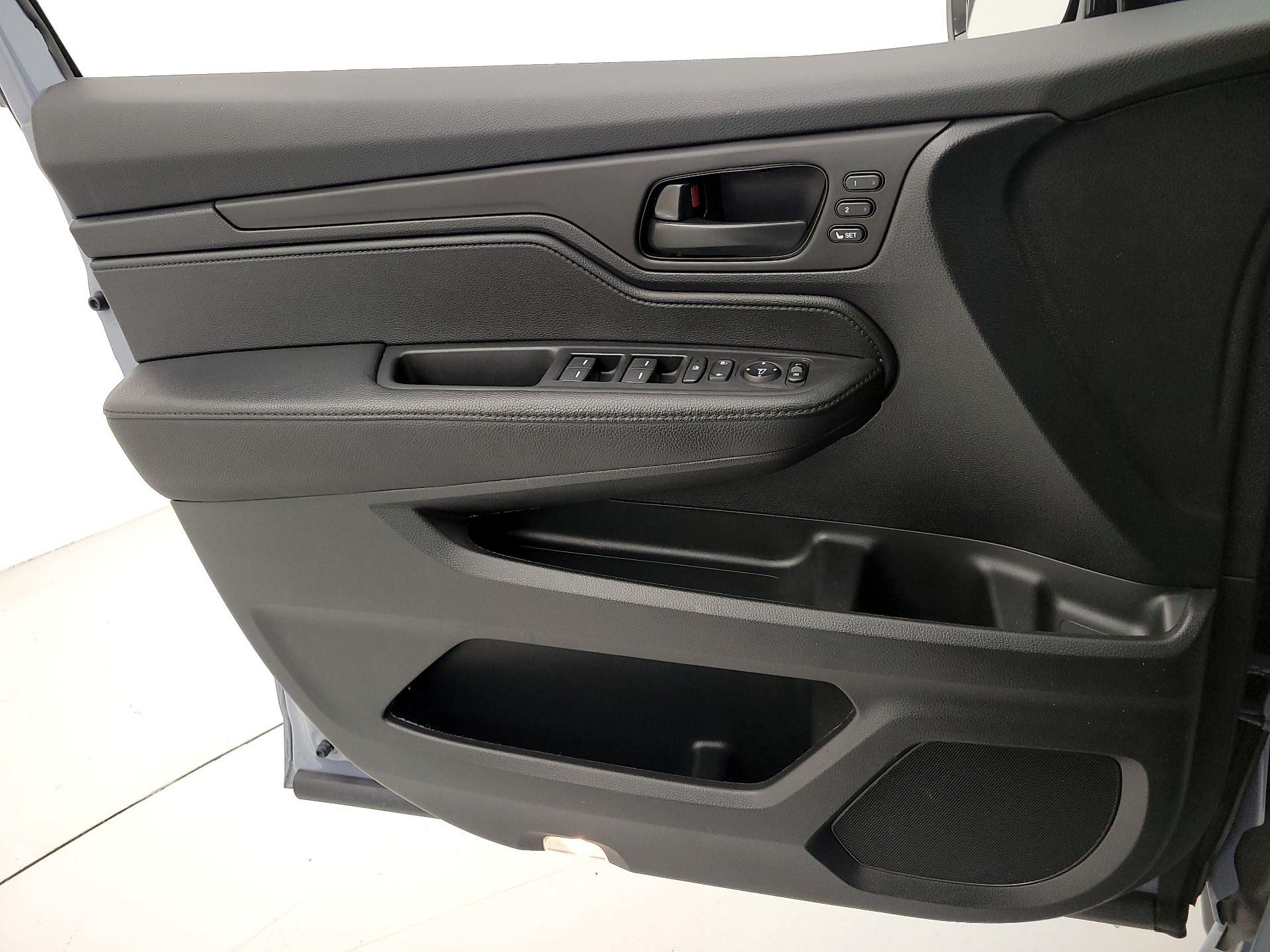 Thumbnail: 2024 Honda Odyssey - 12