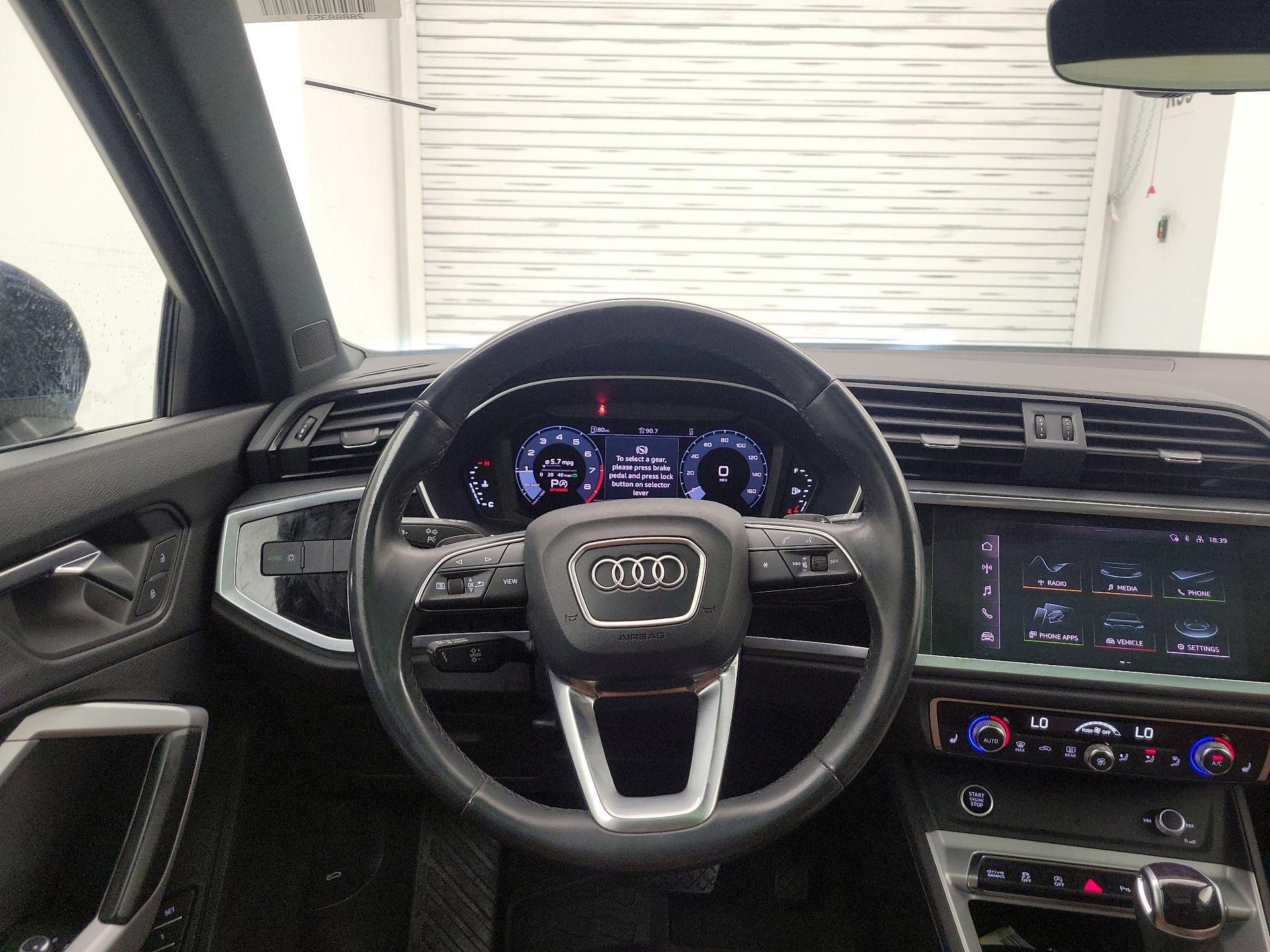 Thumbnail: 2022 Audi Q3 - 10