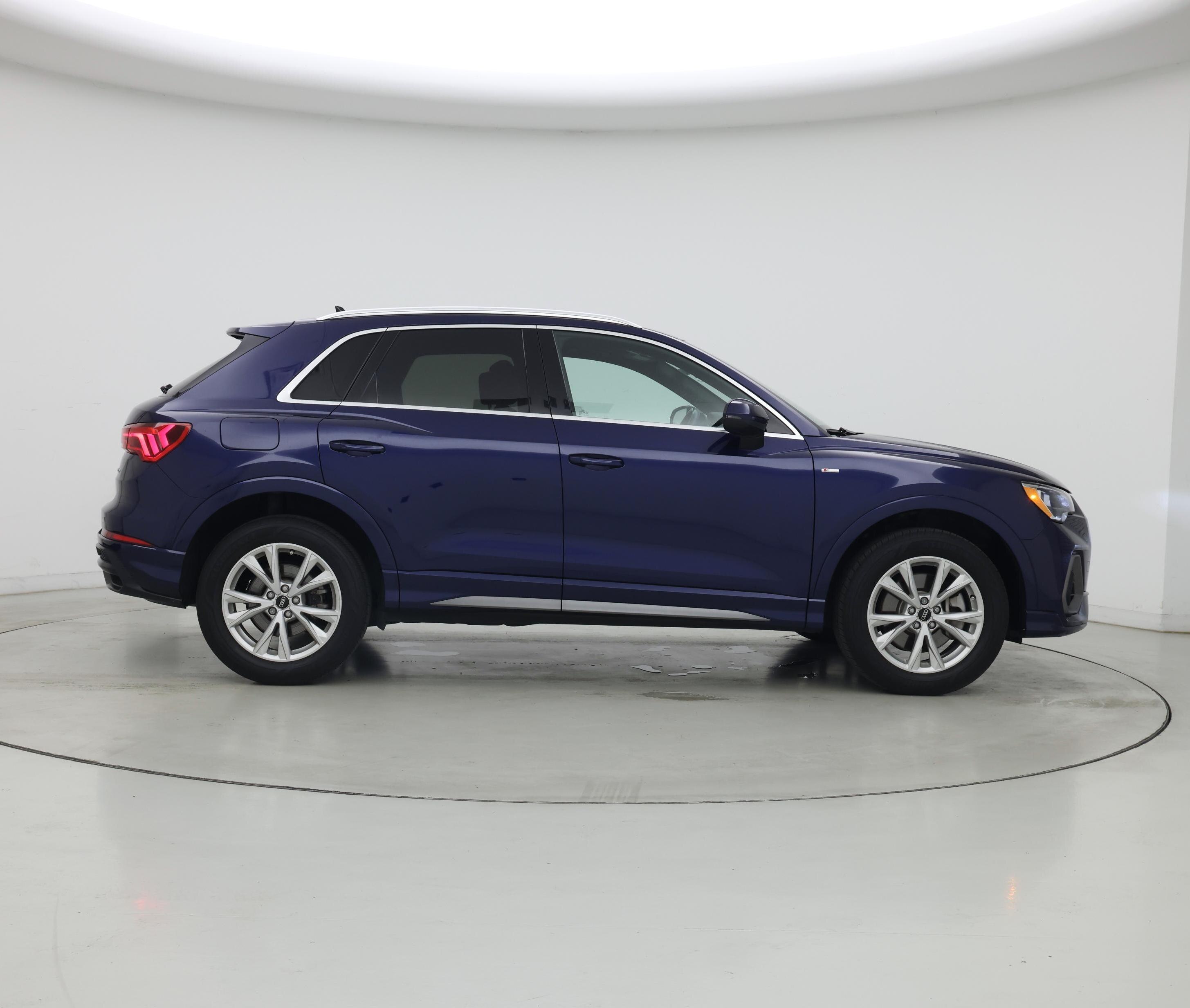 Thumbnail: 2022 Audi Q3 - 7