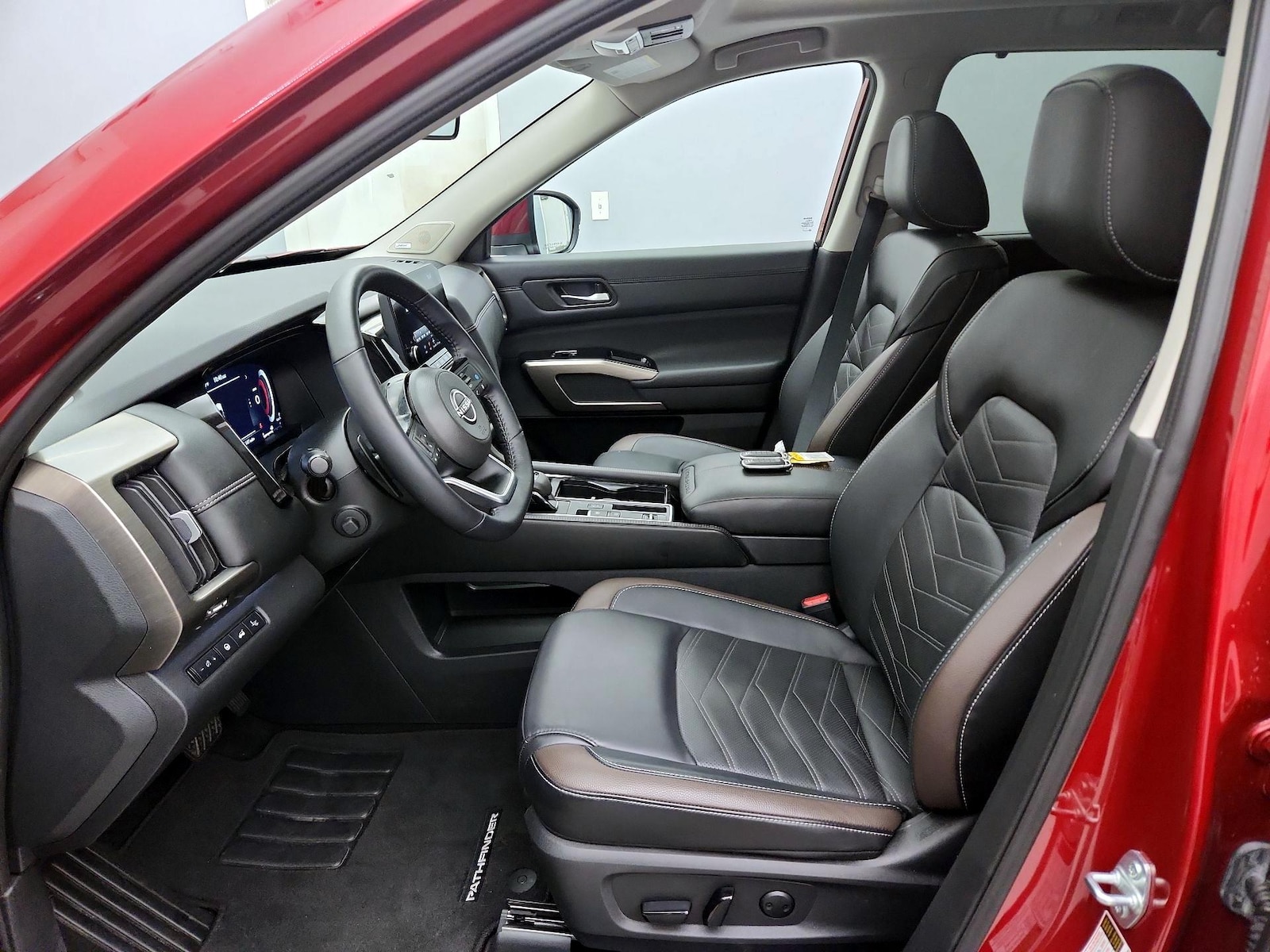 2024 Nissan Pathfinder Platinum - Photo 12