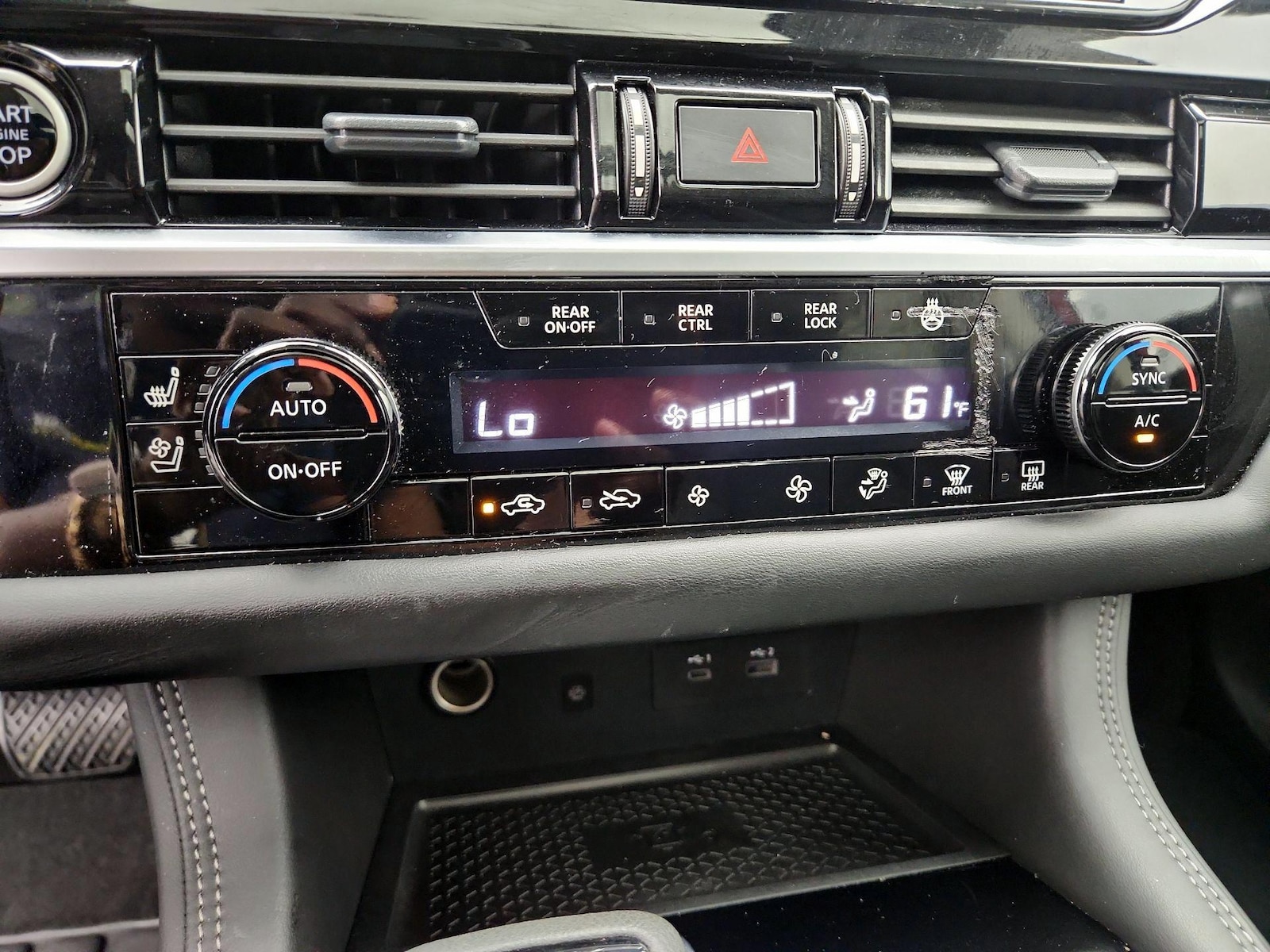 2024 Nissan Pathfinder Platinum - Photo 17