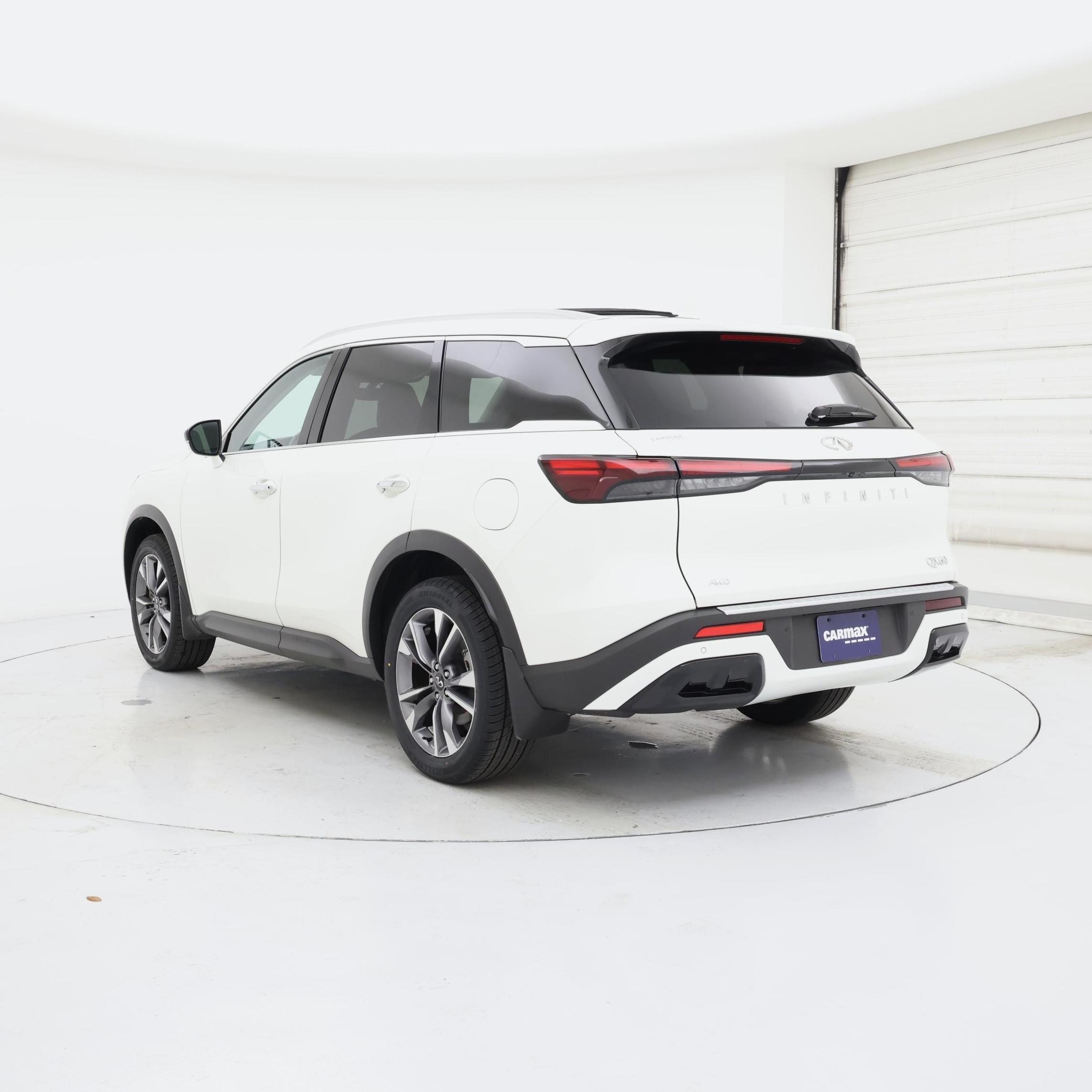 Thumbnail: 2023 INFINITI QX60 - 2