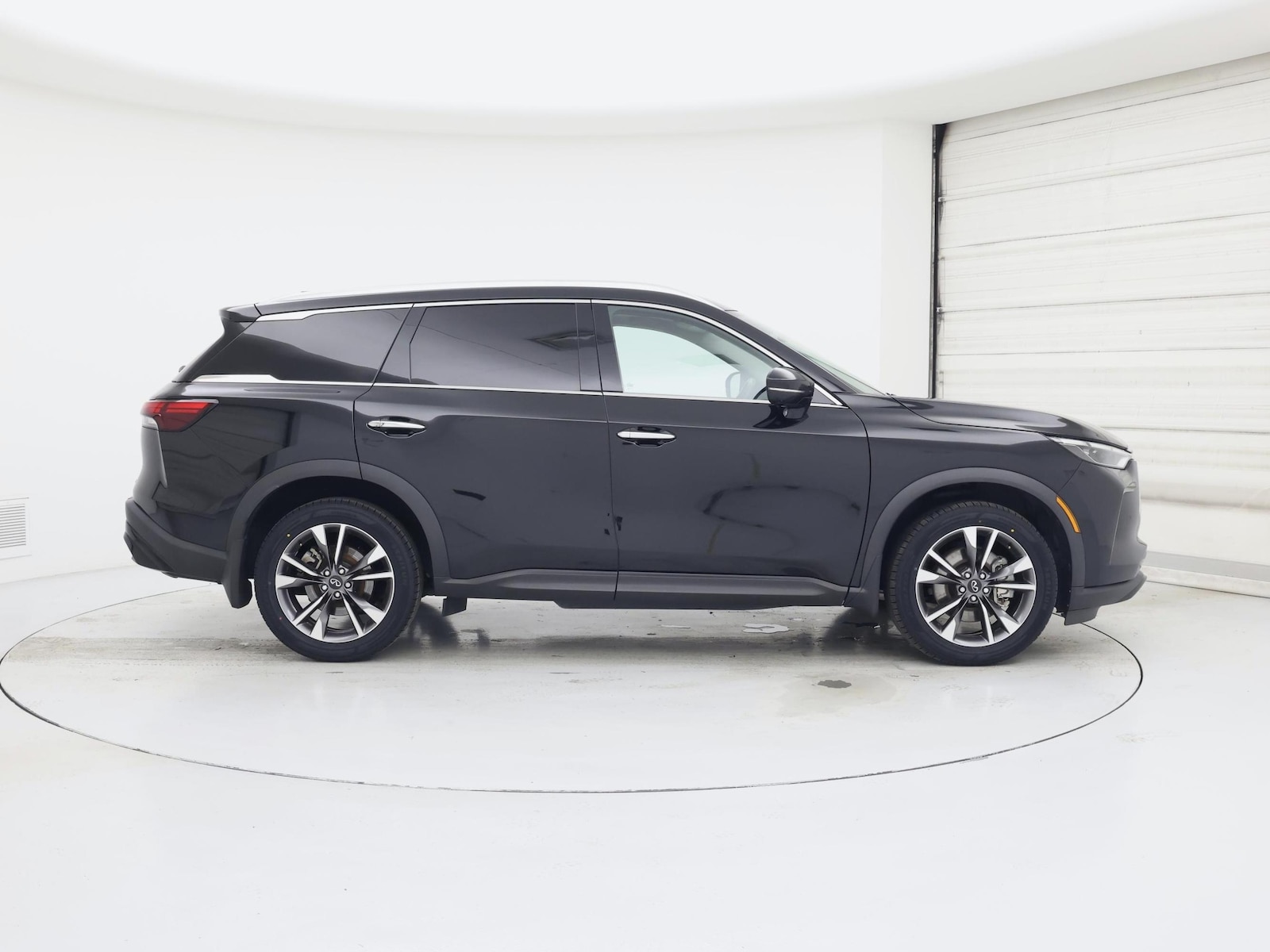 2023 INFINITI QX60 LUXE - Photo 8