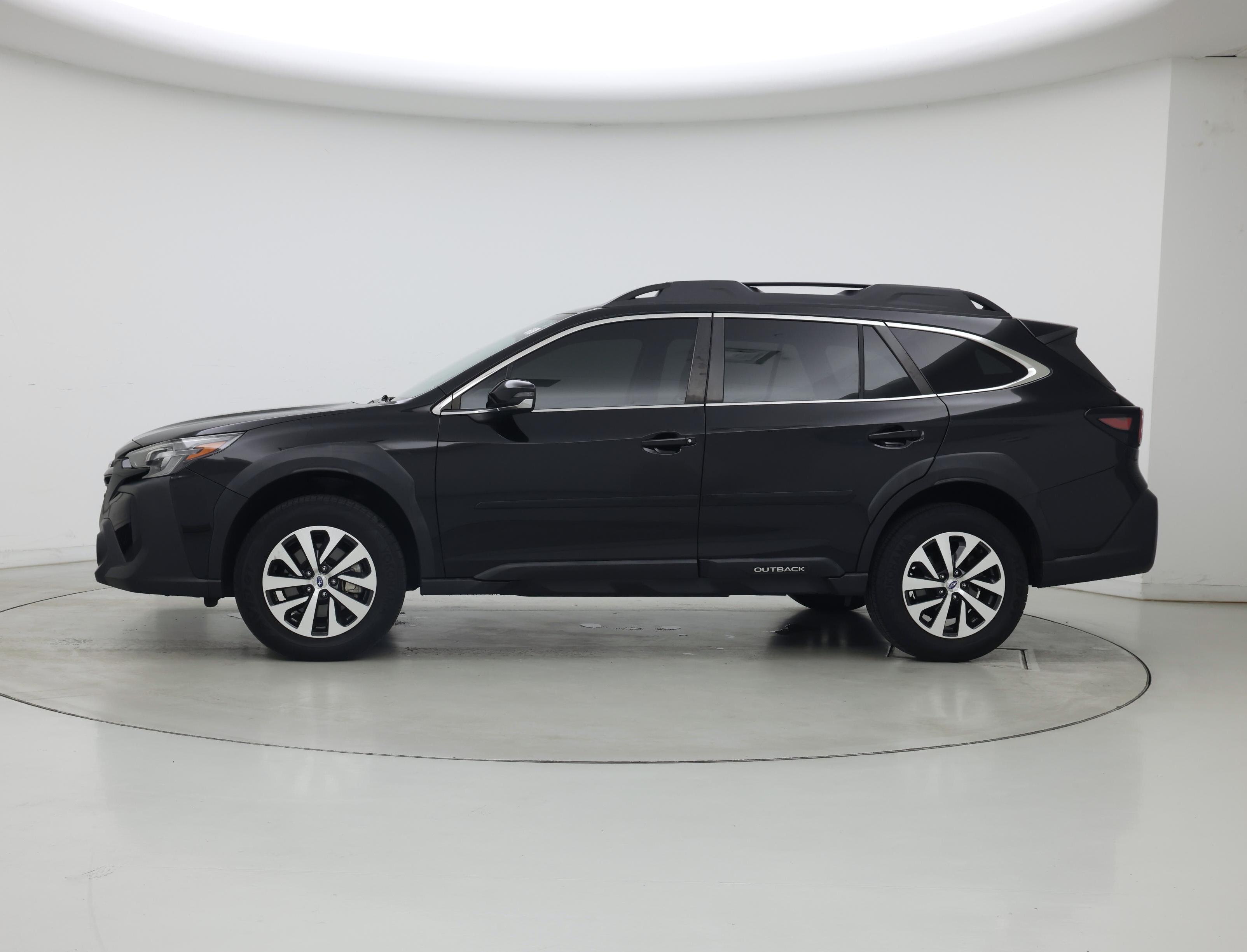 Thumbnail: 2023 Subaru Outback - 3