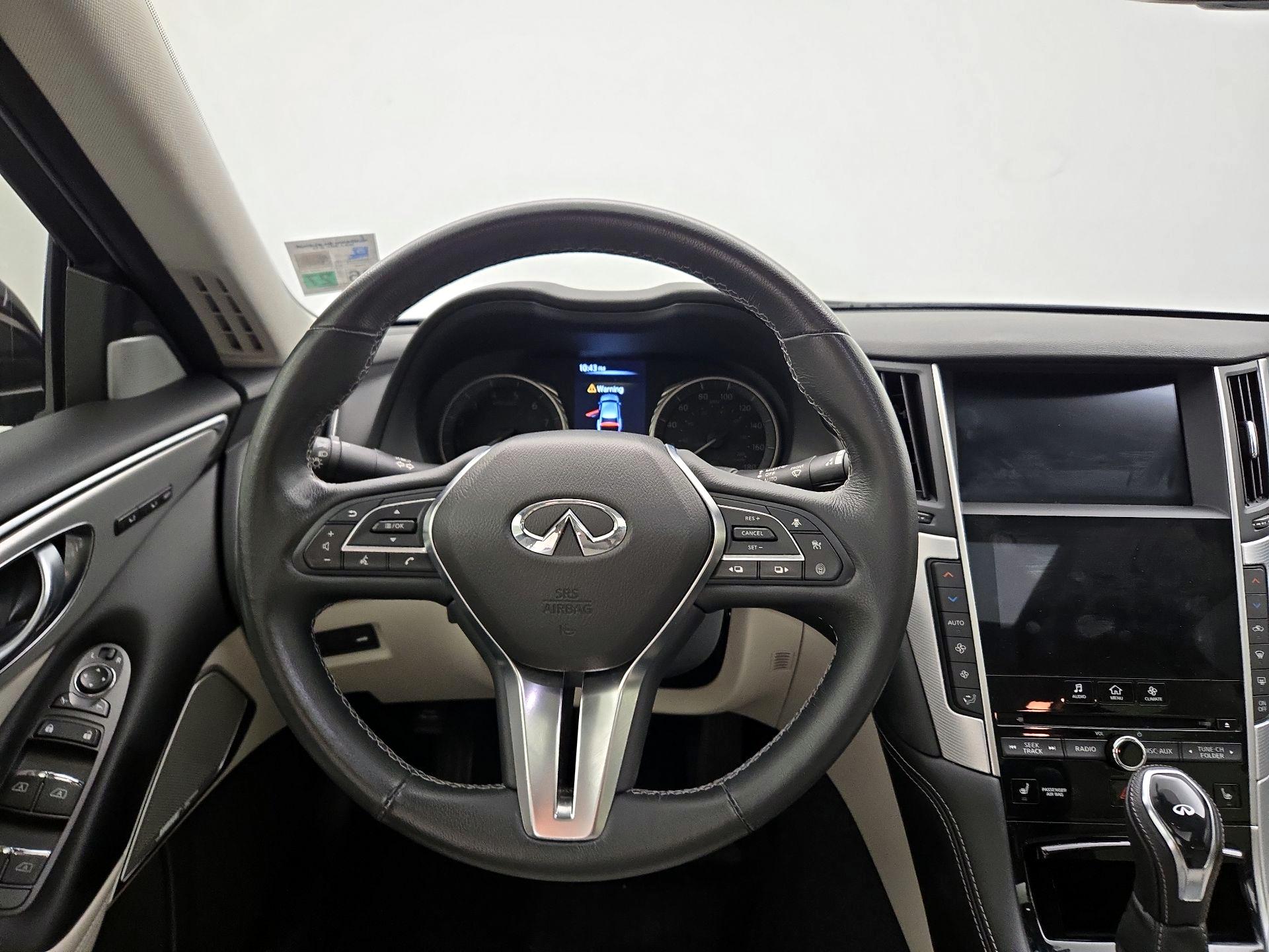 Thumbnail: 2023 INFINITI Q50 - 10