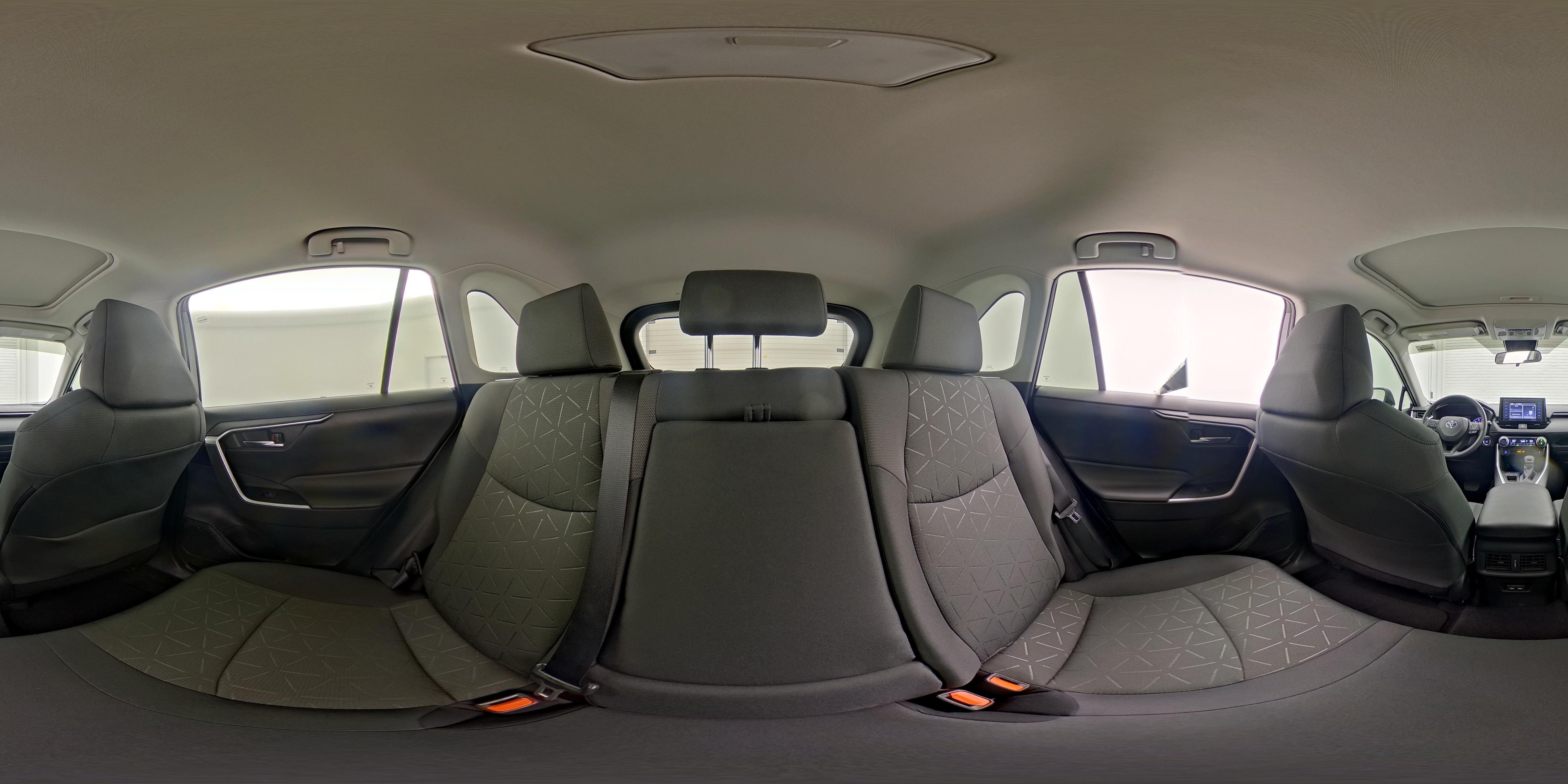 2022 Toyota RAV4 XLE - Photo 26