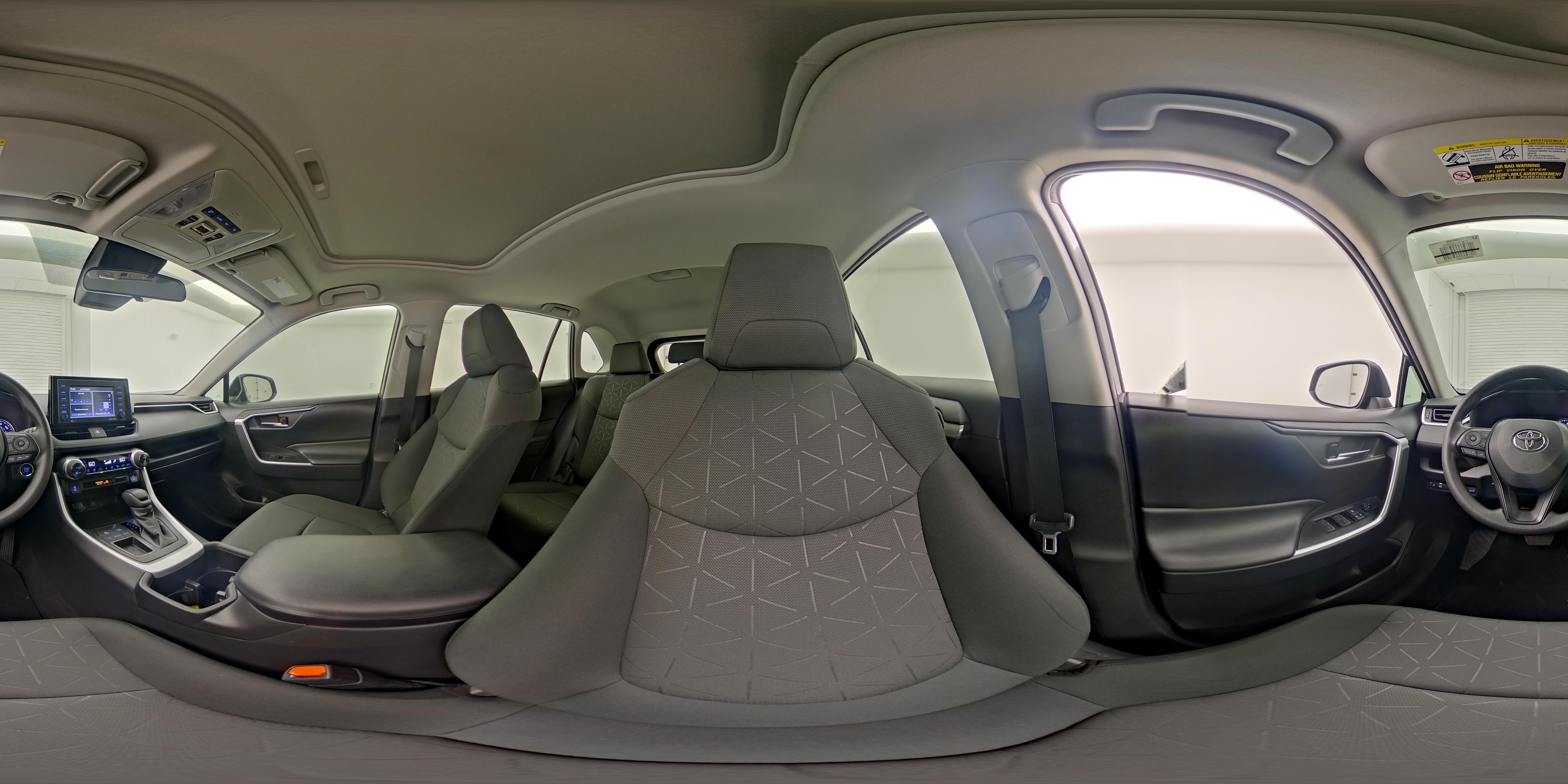 2022 Toyota RAV4 XLE - Photo 27