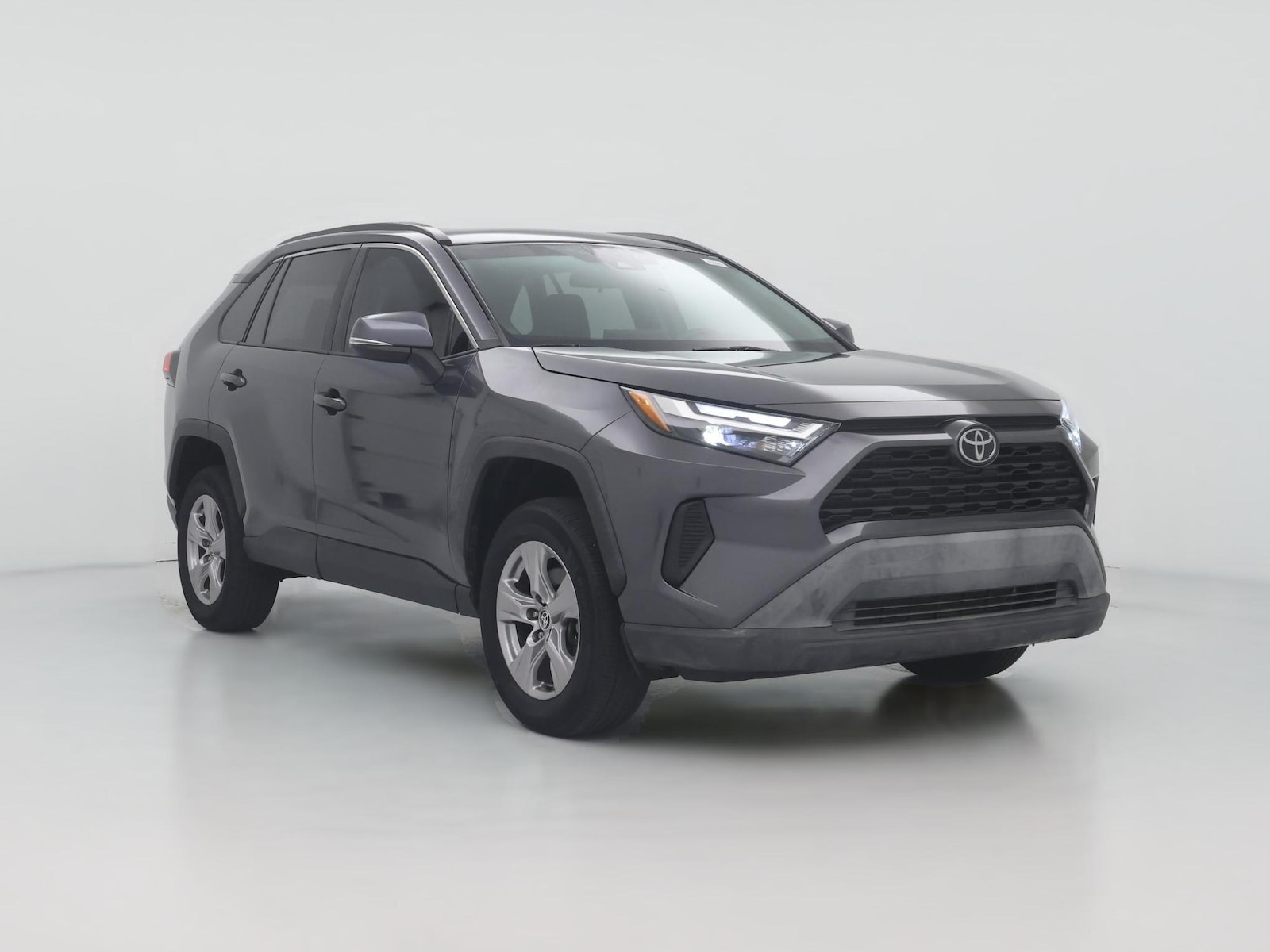2022 Toyota RAV4 XLE - Photo 1