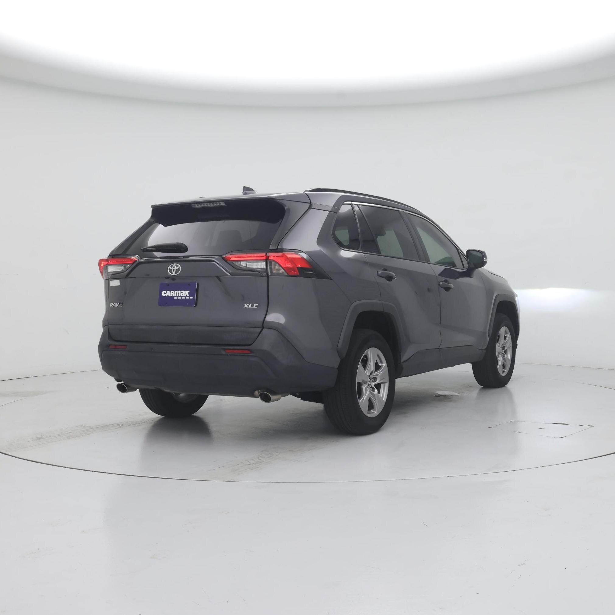 Thumbnail: 2022 Toyota RAV4 - 8