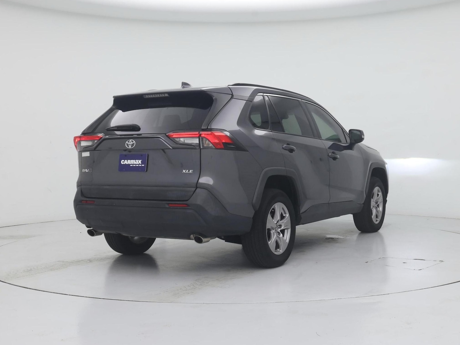 2022 Toyota RAV4 XLE - Photo 9