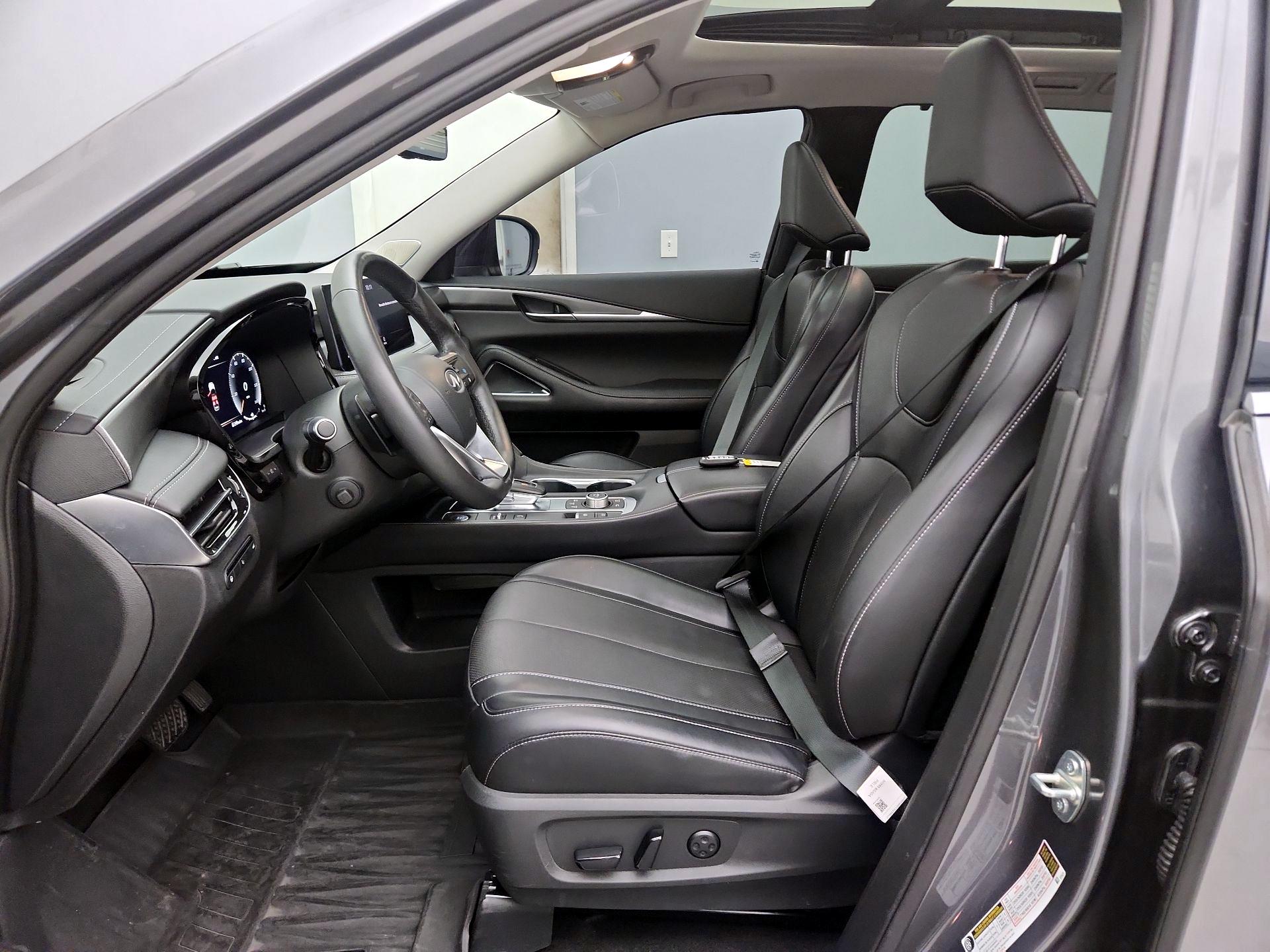 Thumbnail: 2023 INFINITI QX60 - 11