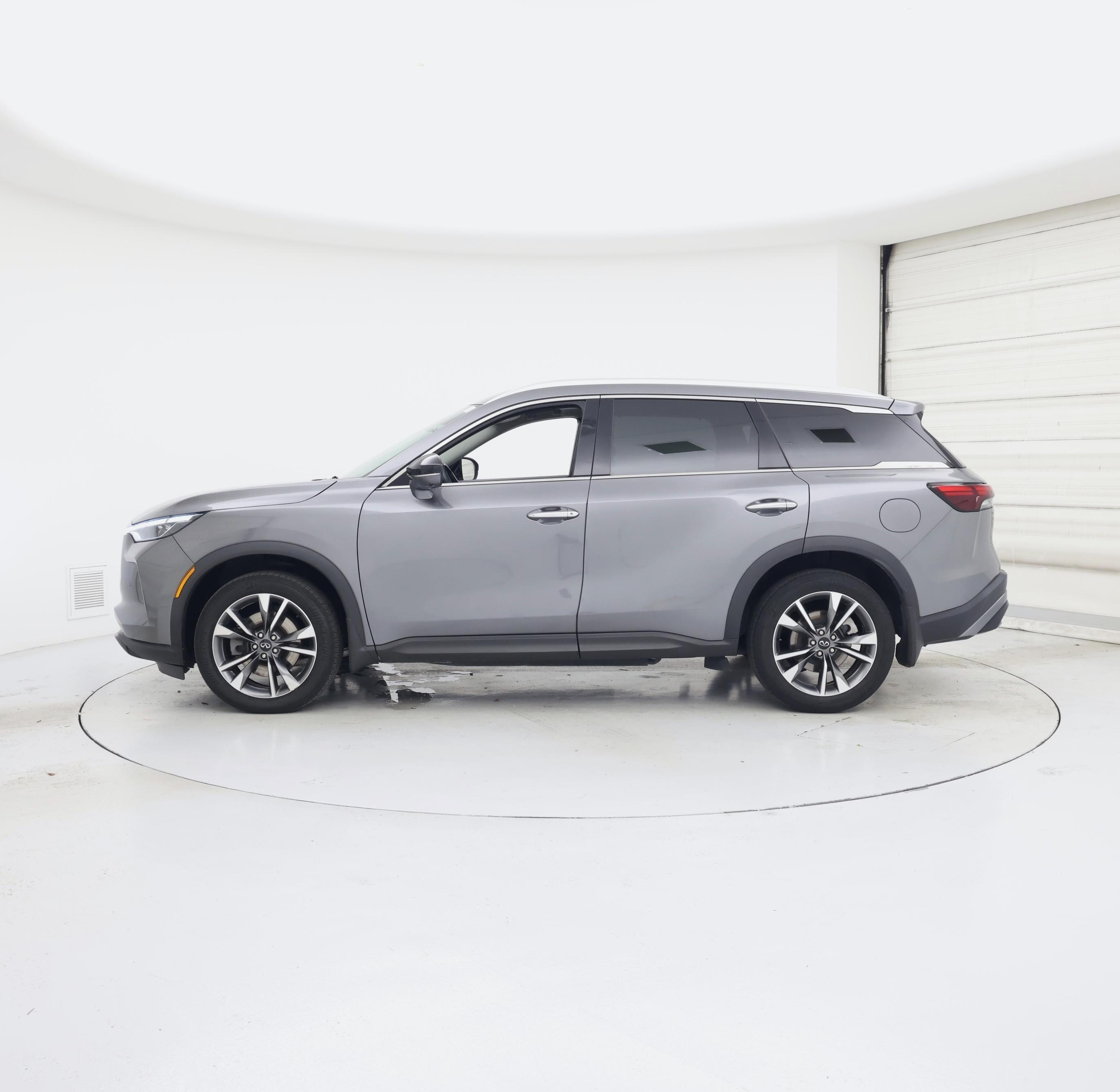 Thumbnail: 2023 INFINITI QX60 - 3