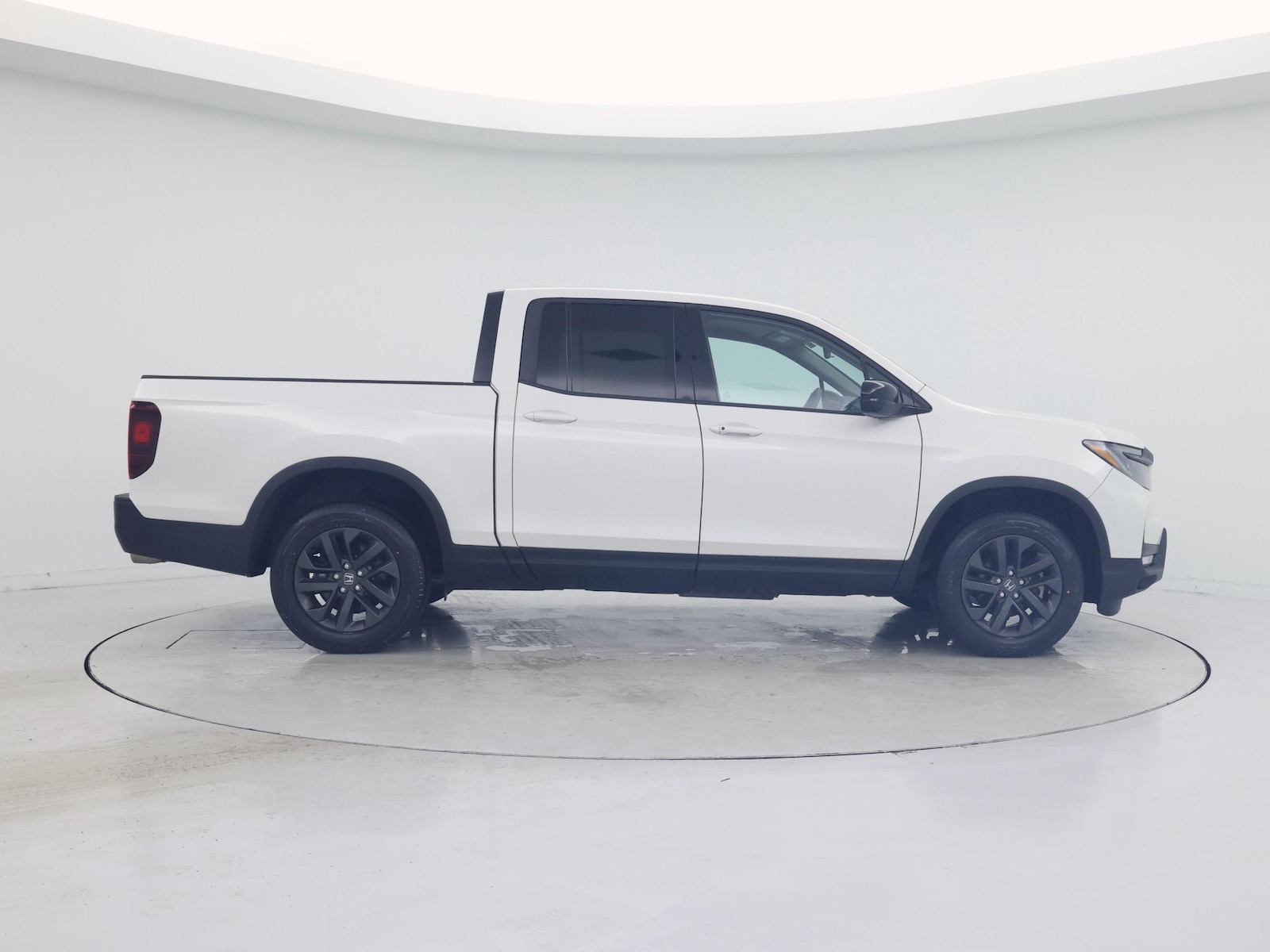 2023 Honda Ridgeline Sport - Photo 8