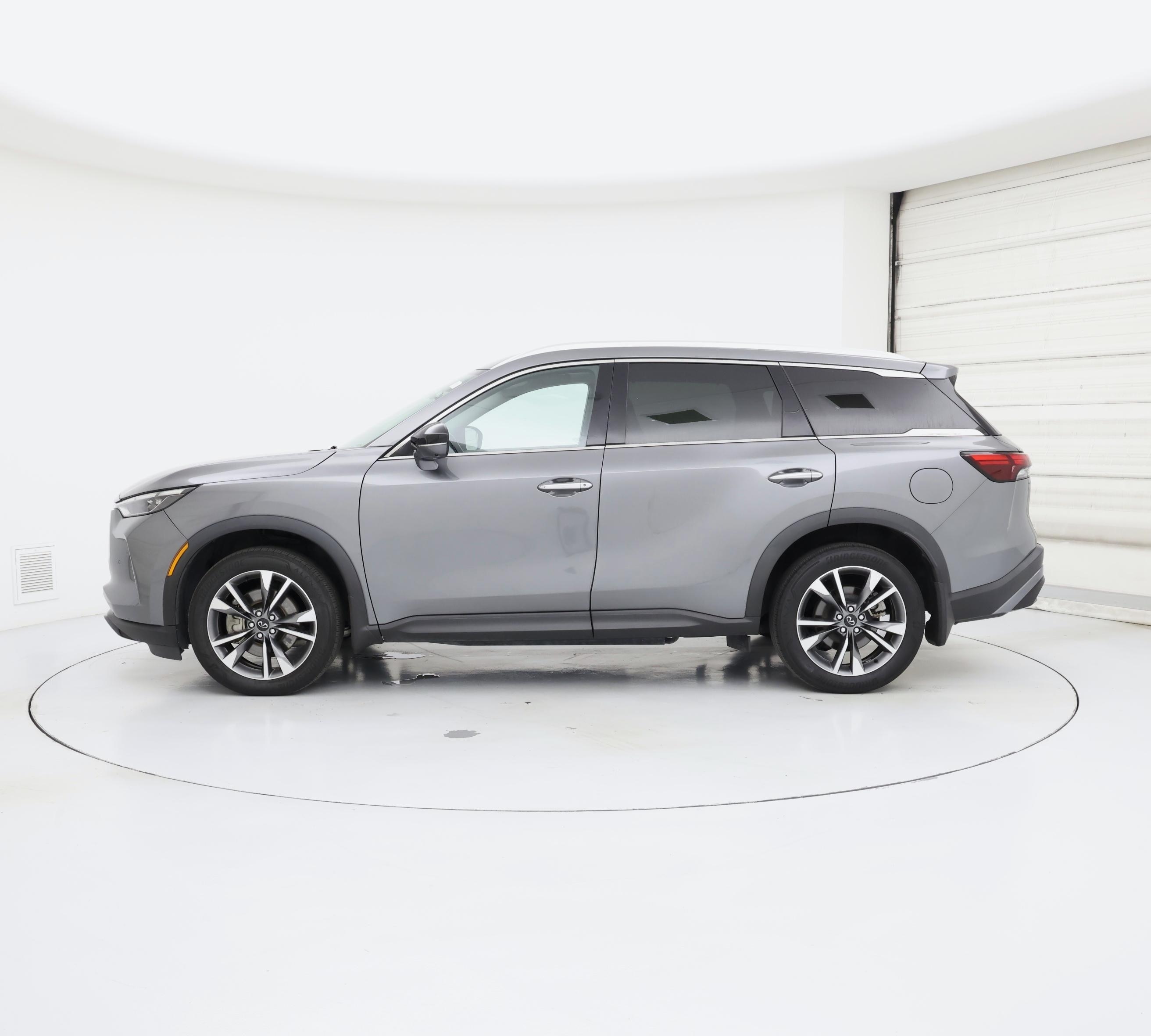Thumbnail: 2023 INFINITI QX60 - 3