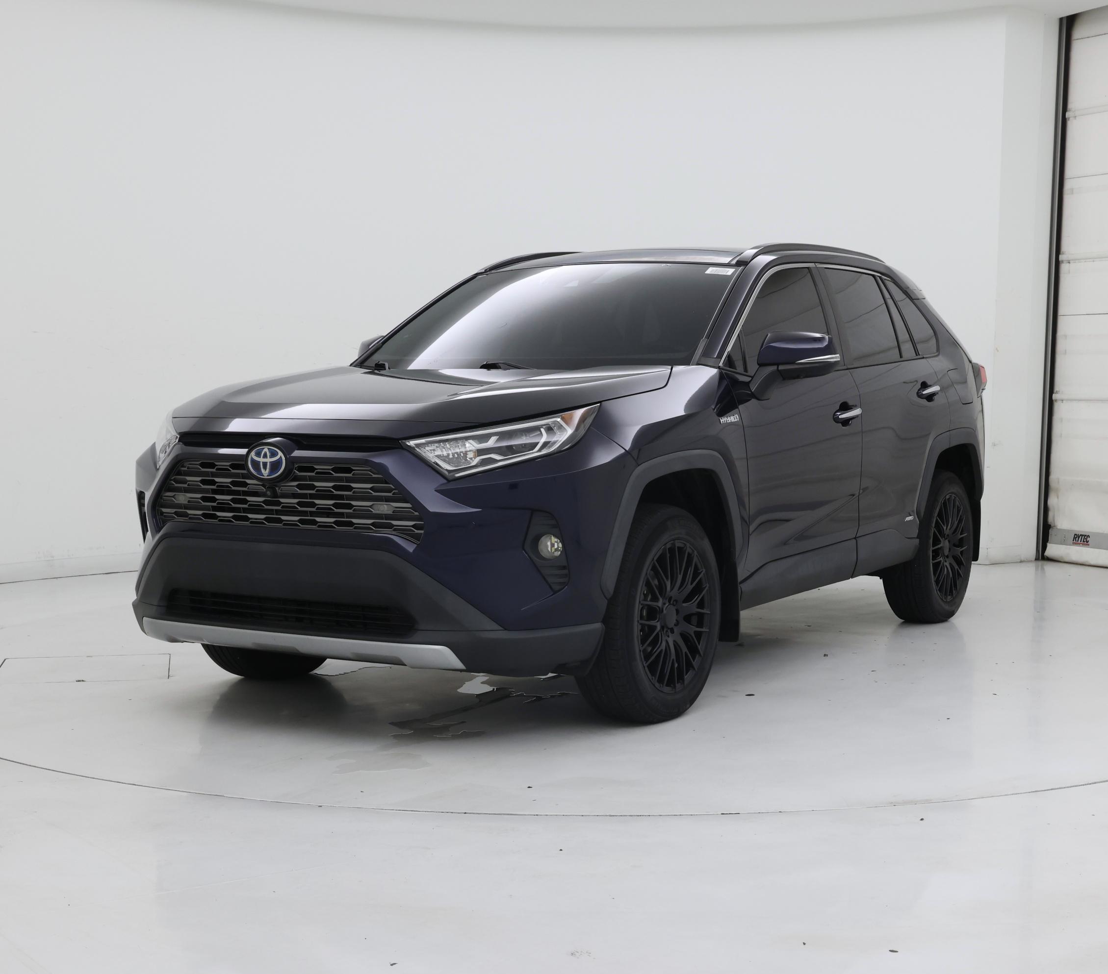 Thumbnail: 2021 Toyota RAV4 - 4