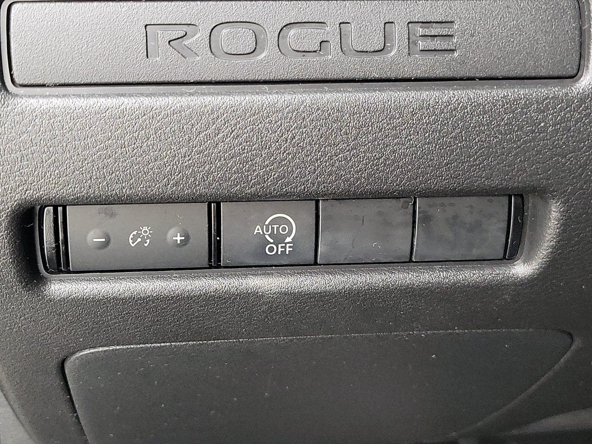 Thumbnail: 2023 Nissan Rogue - 13