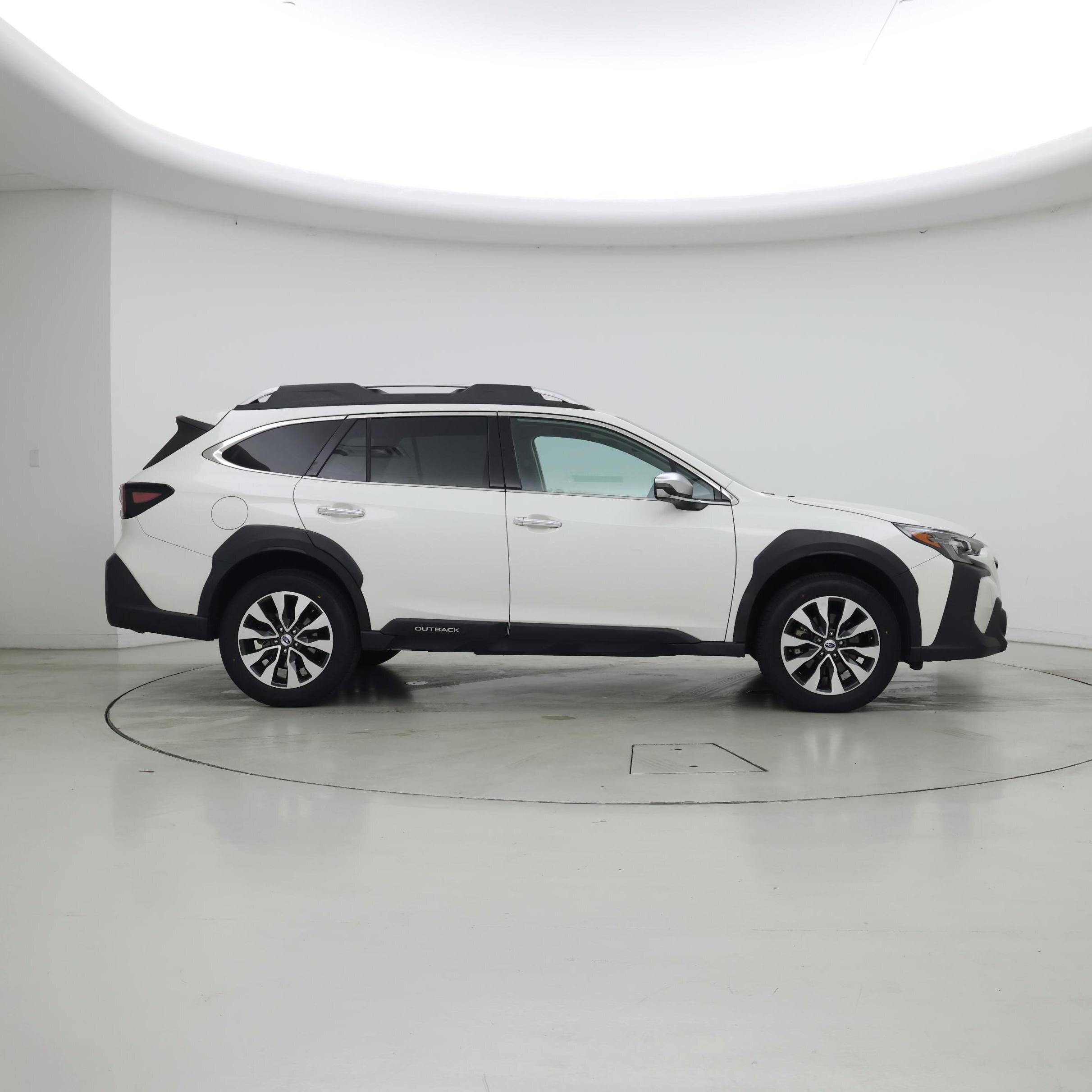 Thumbnail: 2023 Subaru Outback - 7