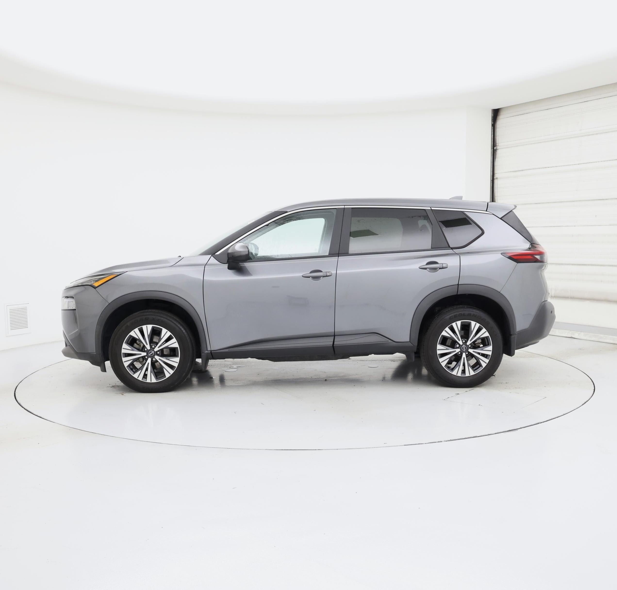 Thumbnail: 2023 Nissan Rogue - 3