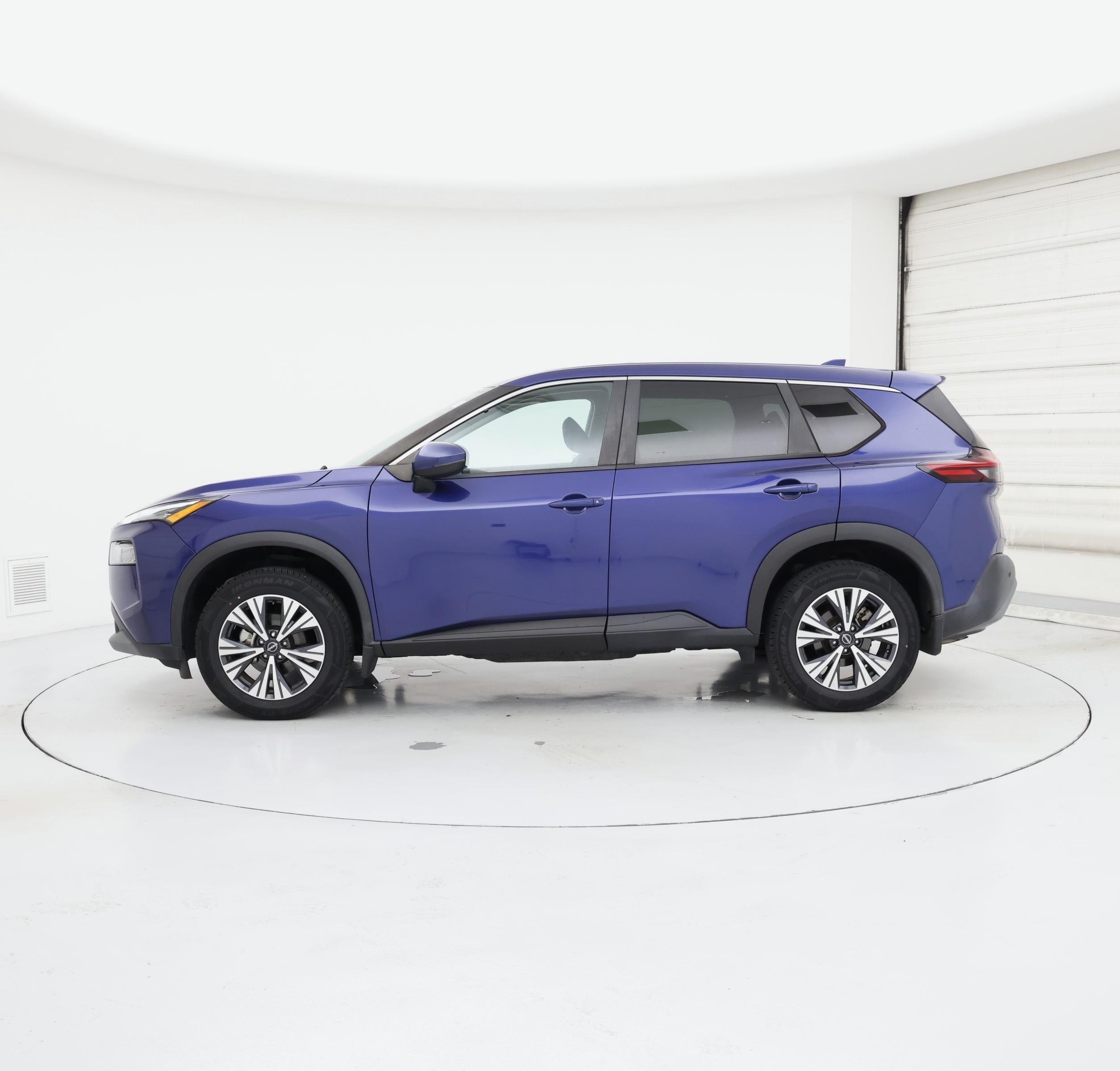 Thumbnail: 2022 Nissan Rogue - 3