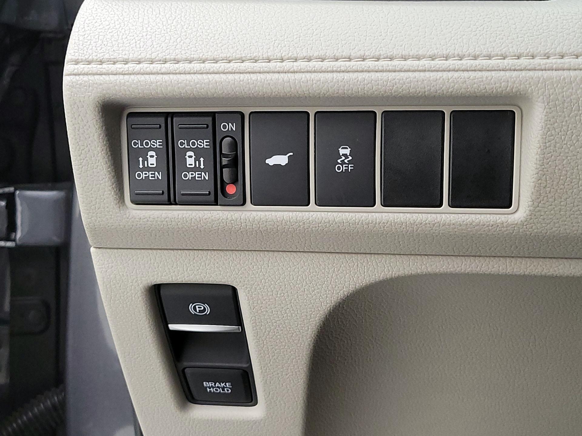 Thumbnail: 2025 Honda Odyssey - 13