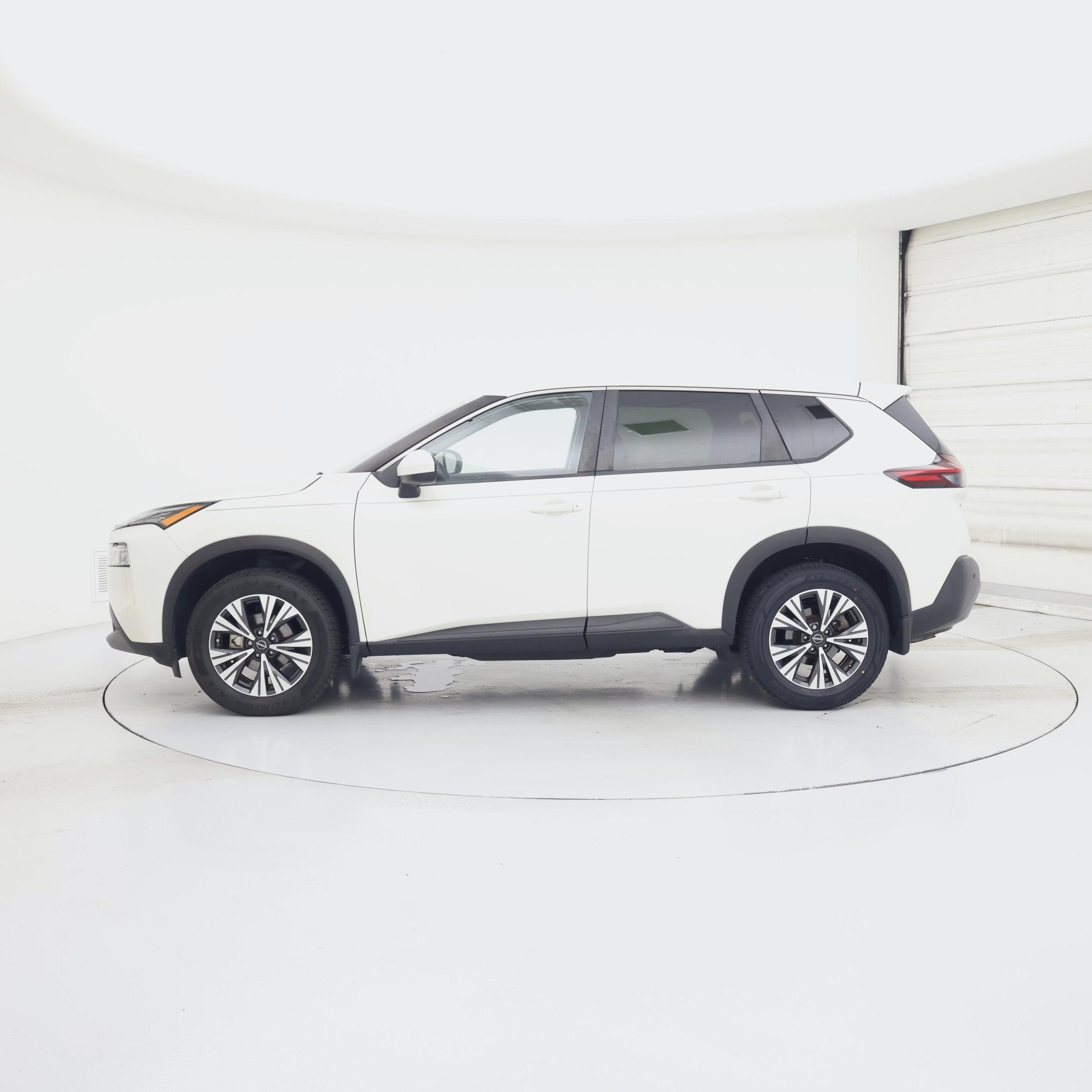Thumbnail: 2023 Nissan Rogue - 3