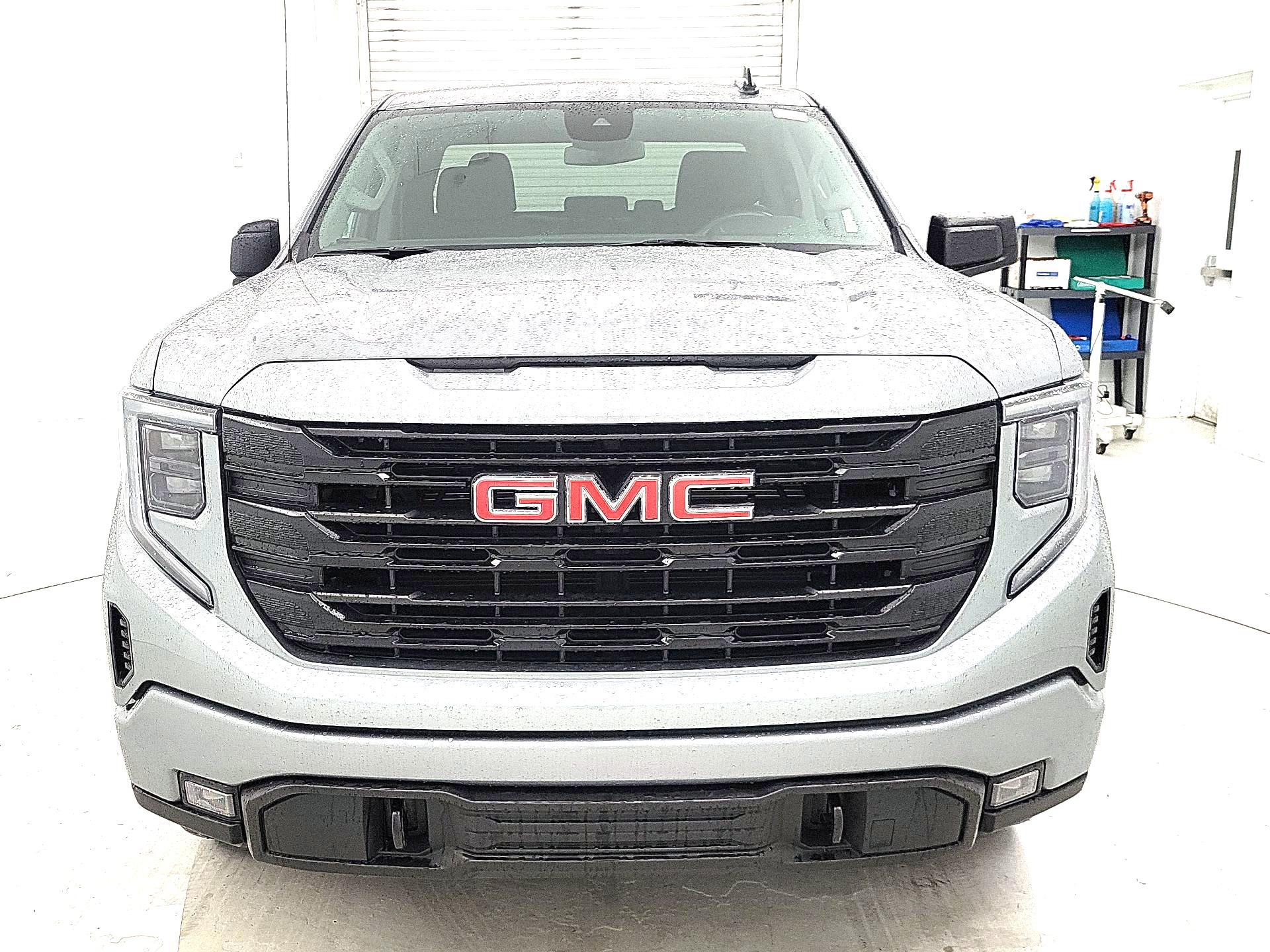 Thumbnail: 2023 GMC Sierra 1500 - 2