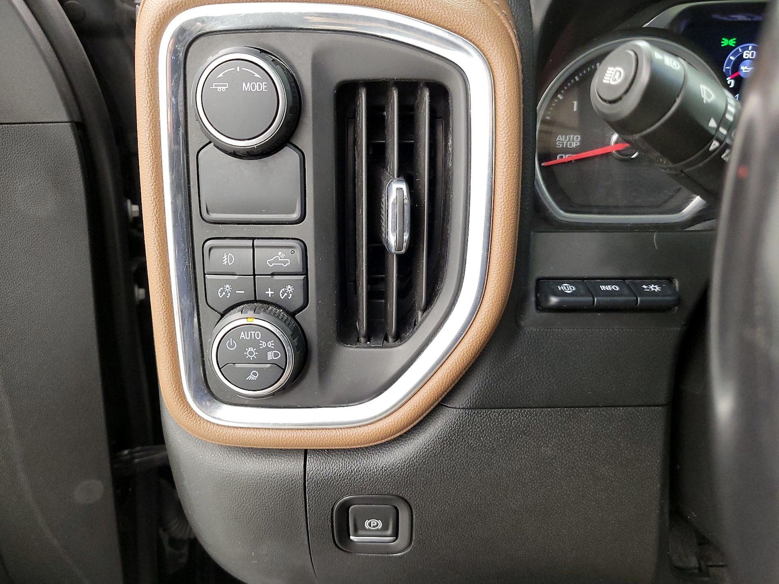 2021 Chevrolet Silverado 1500 High Country - Photo 14