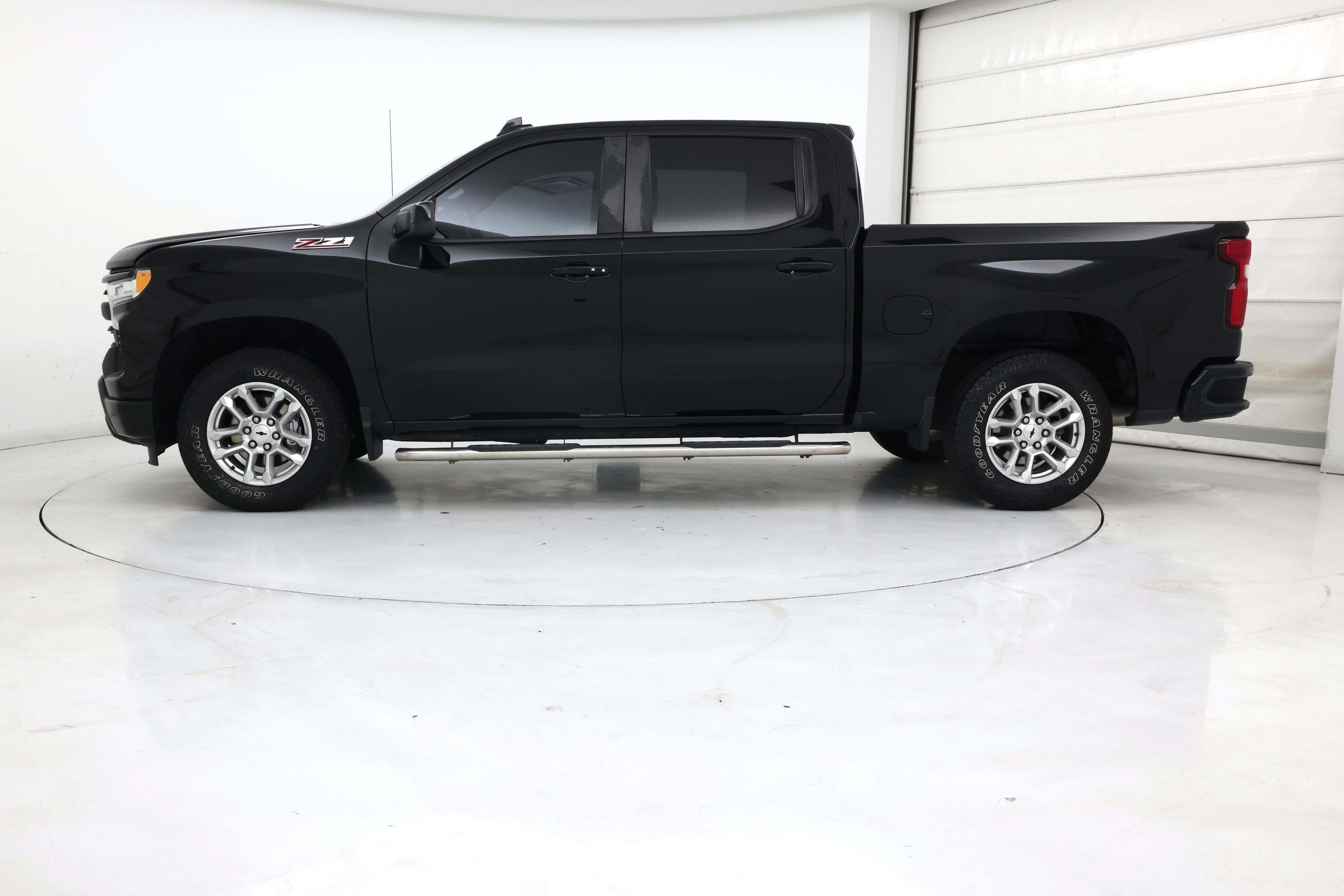 Thumbnail: 2023 Chevrolet Silverado 1500 - 3
