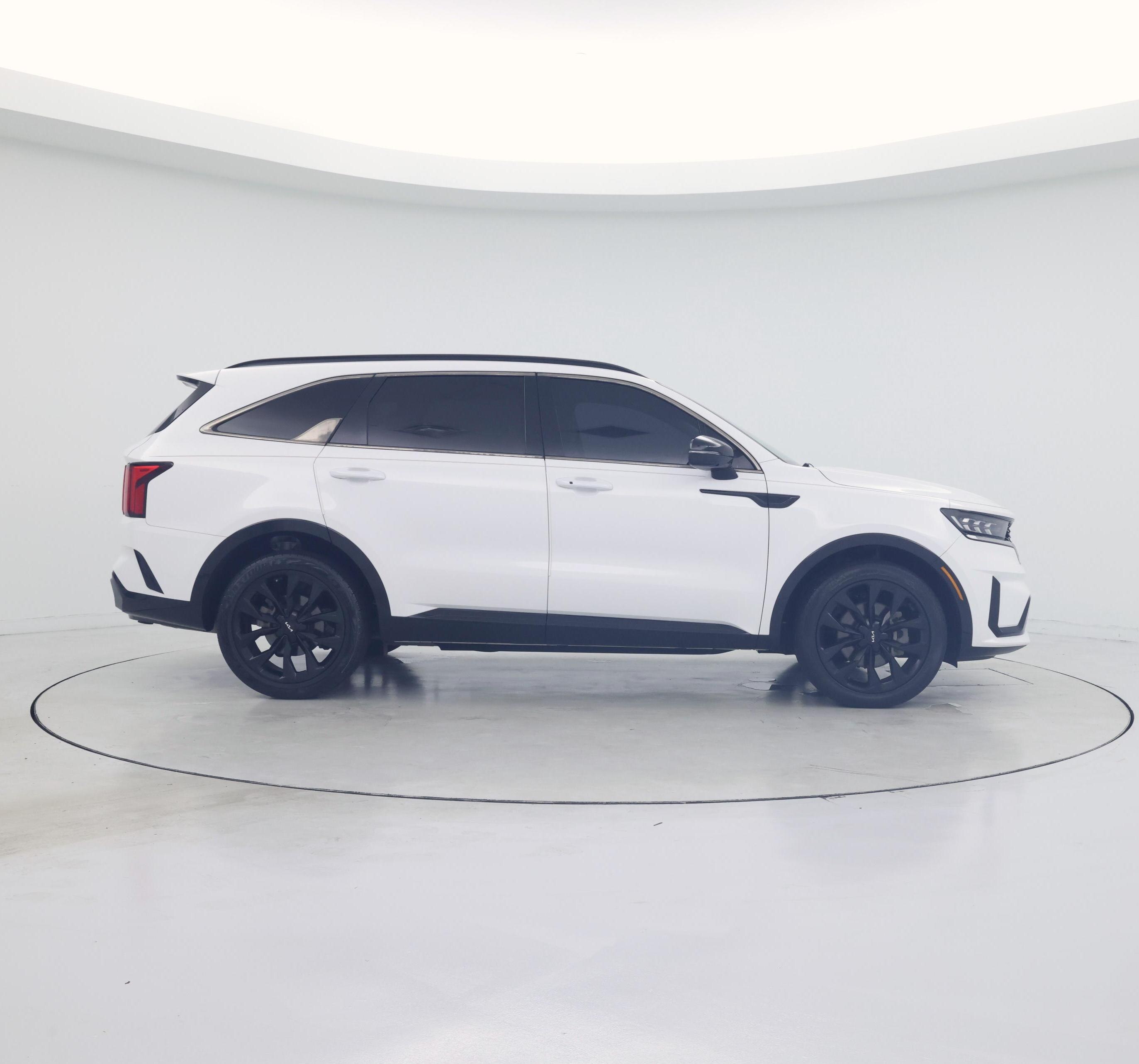 Thumbnail: 2023 Kia Sorento - 7