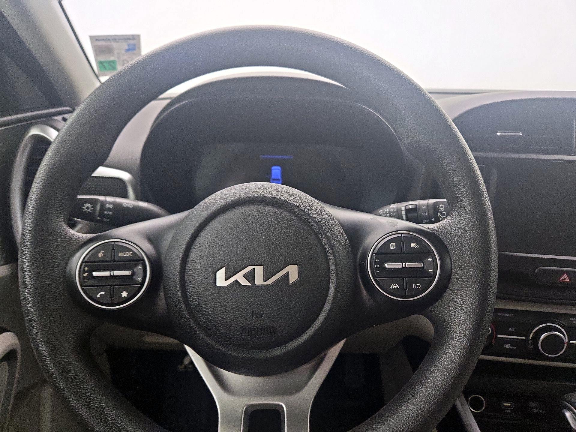Thumbnail: 2023 Kia Soul - 10
