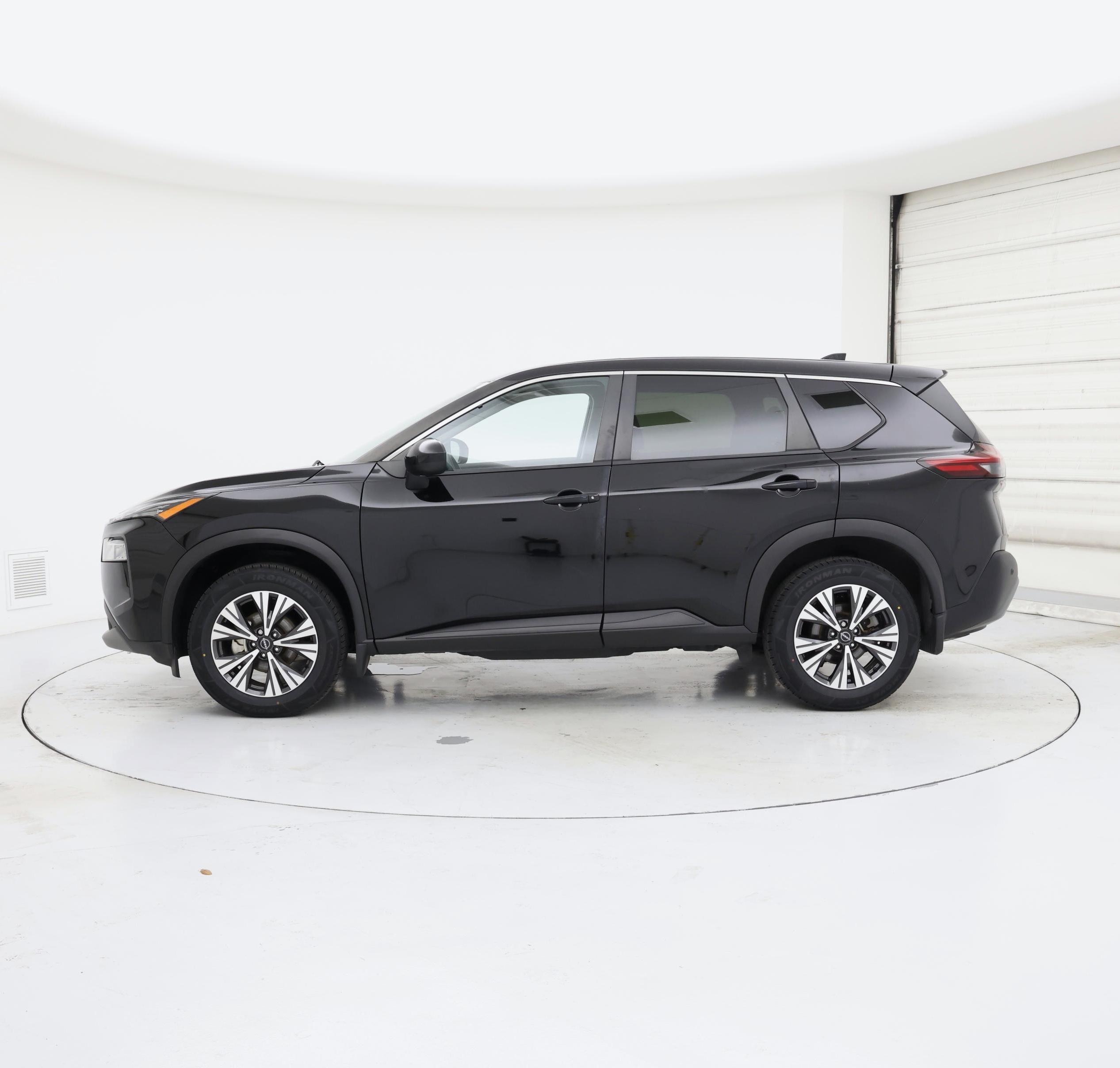 Thumbnail: 2023 Nissan Rogue - 3