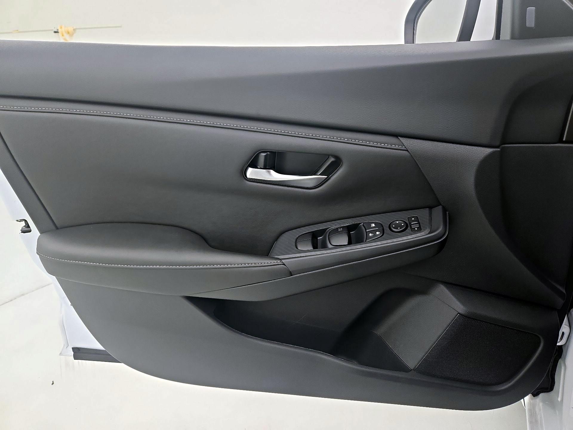Thumbnail: 2025 Nissan Sentra - 12