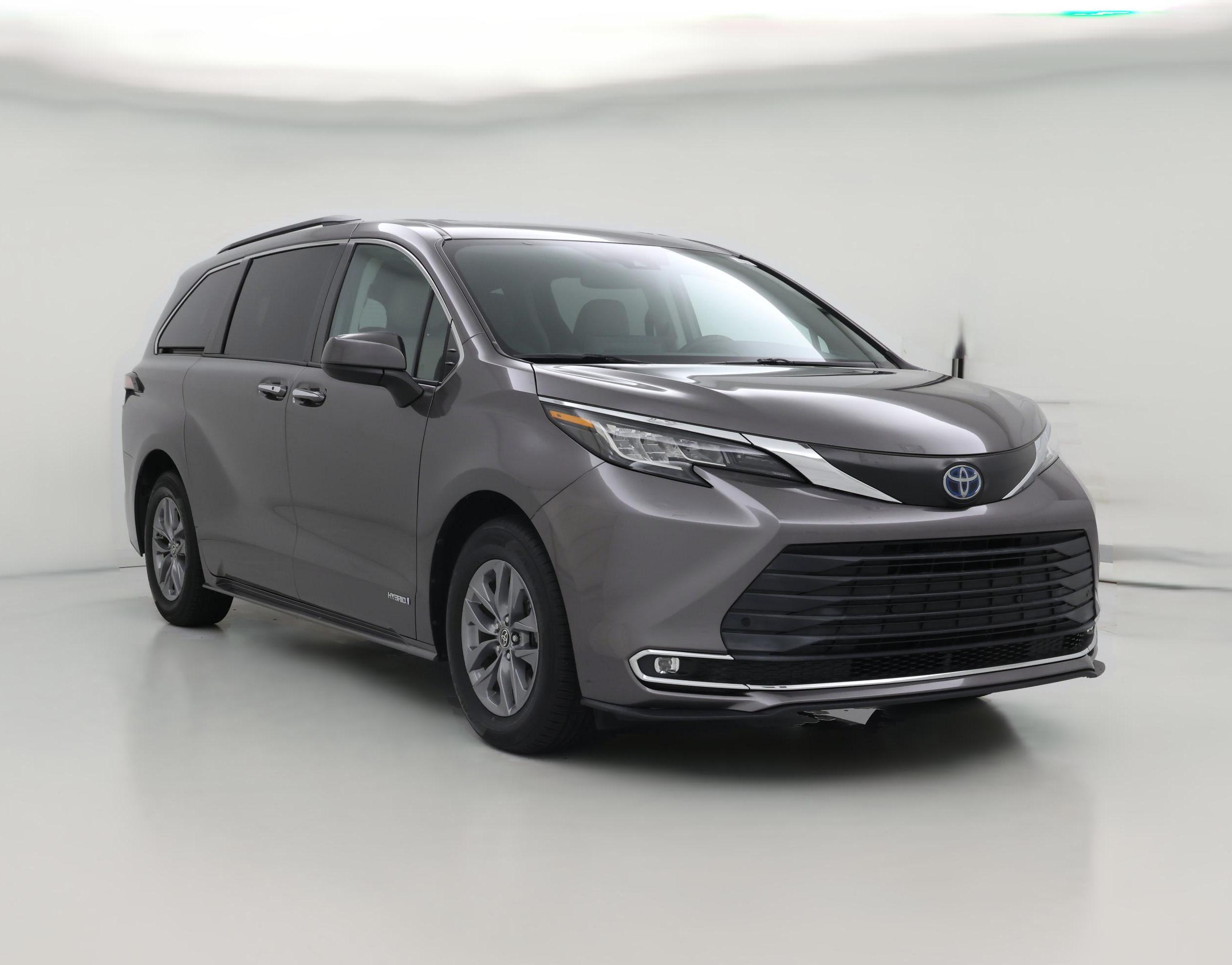 Thumbnail: 2021 Toyota Sienna - 1