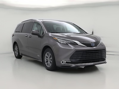 2021 Toyota Sienna Hybrid XLE