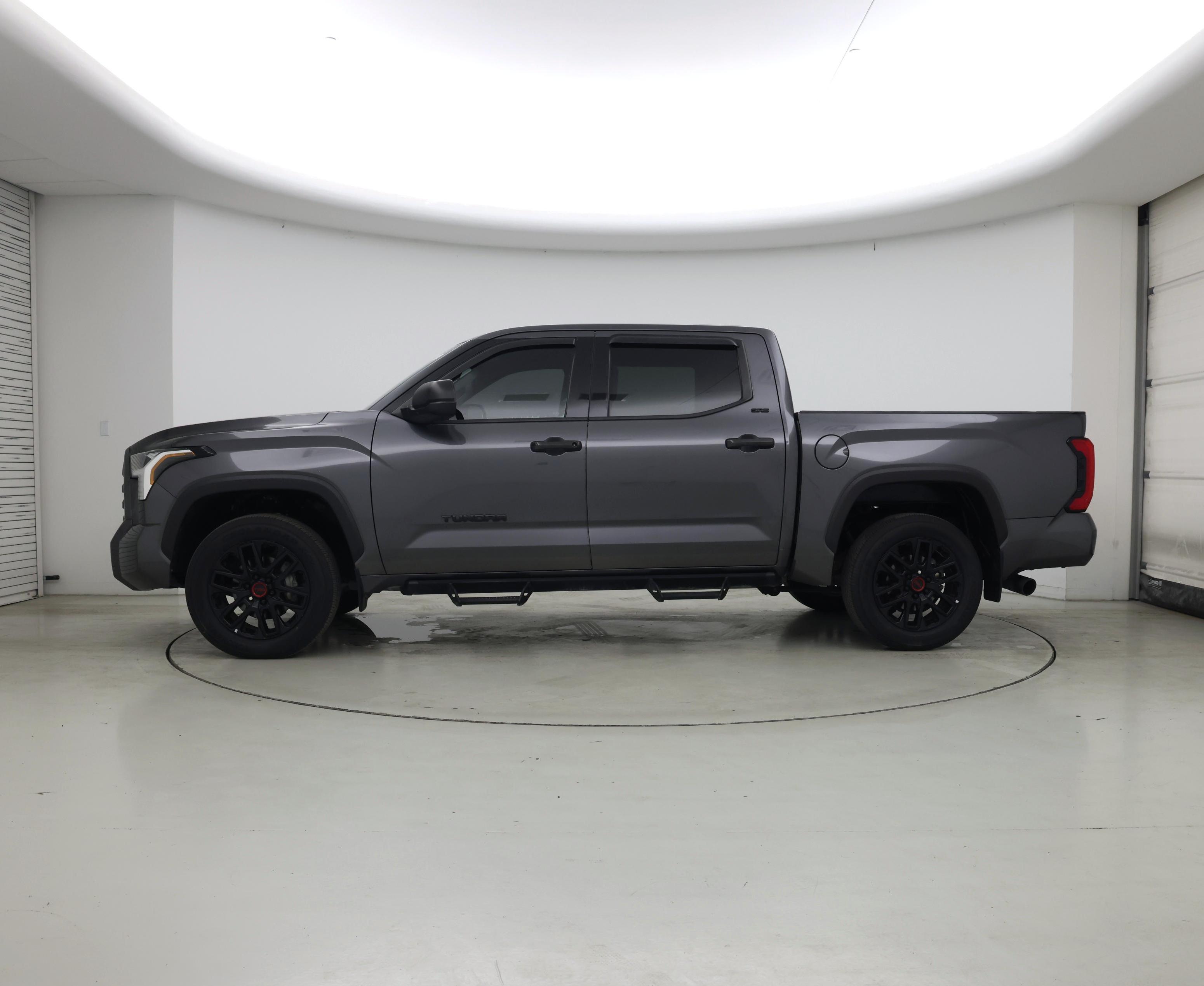 Thumbnail: 2023 Toyota Tundra - 3