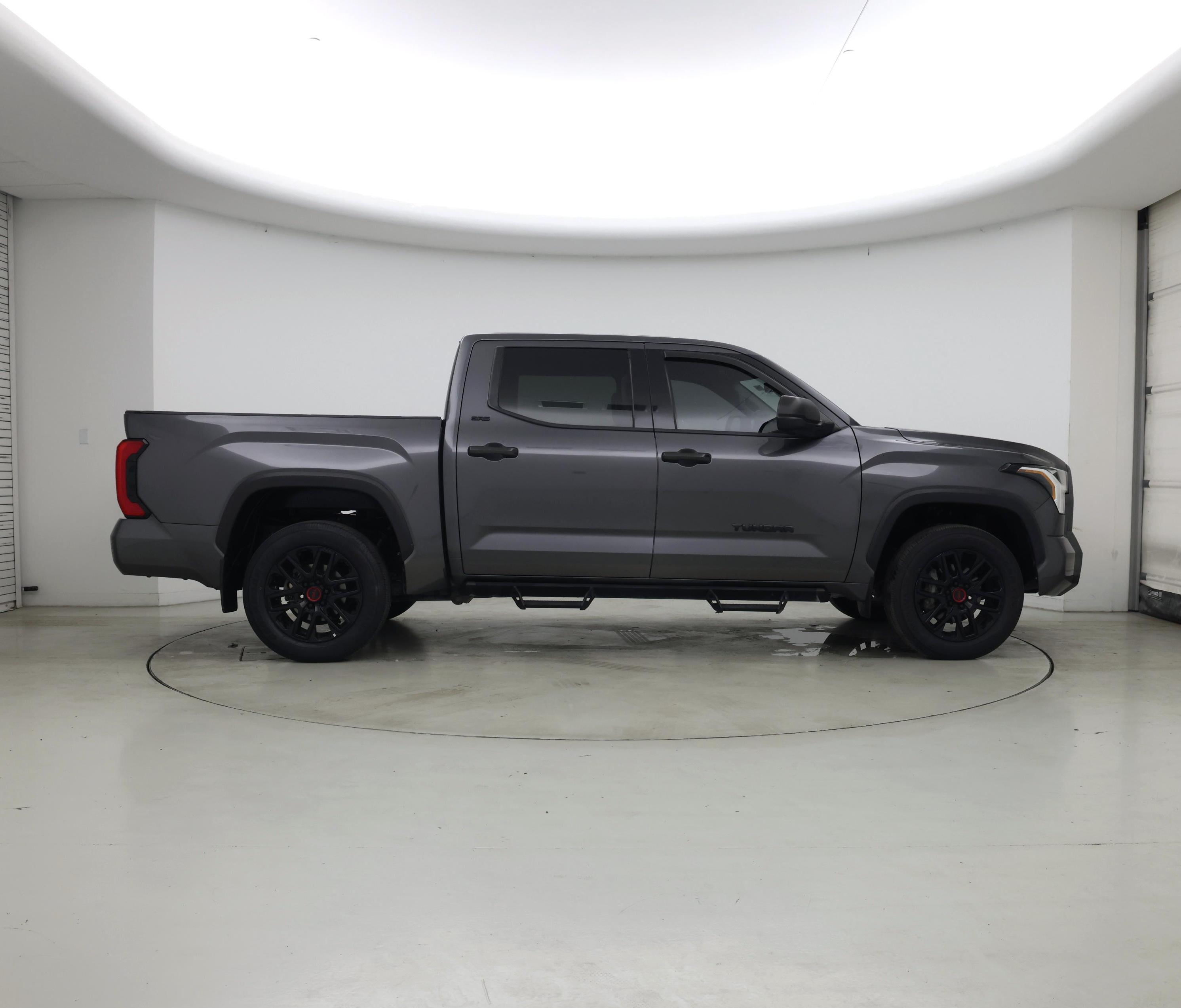 Thumbnail: 2023 Toyota Tundra - 7