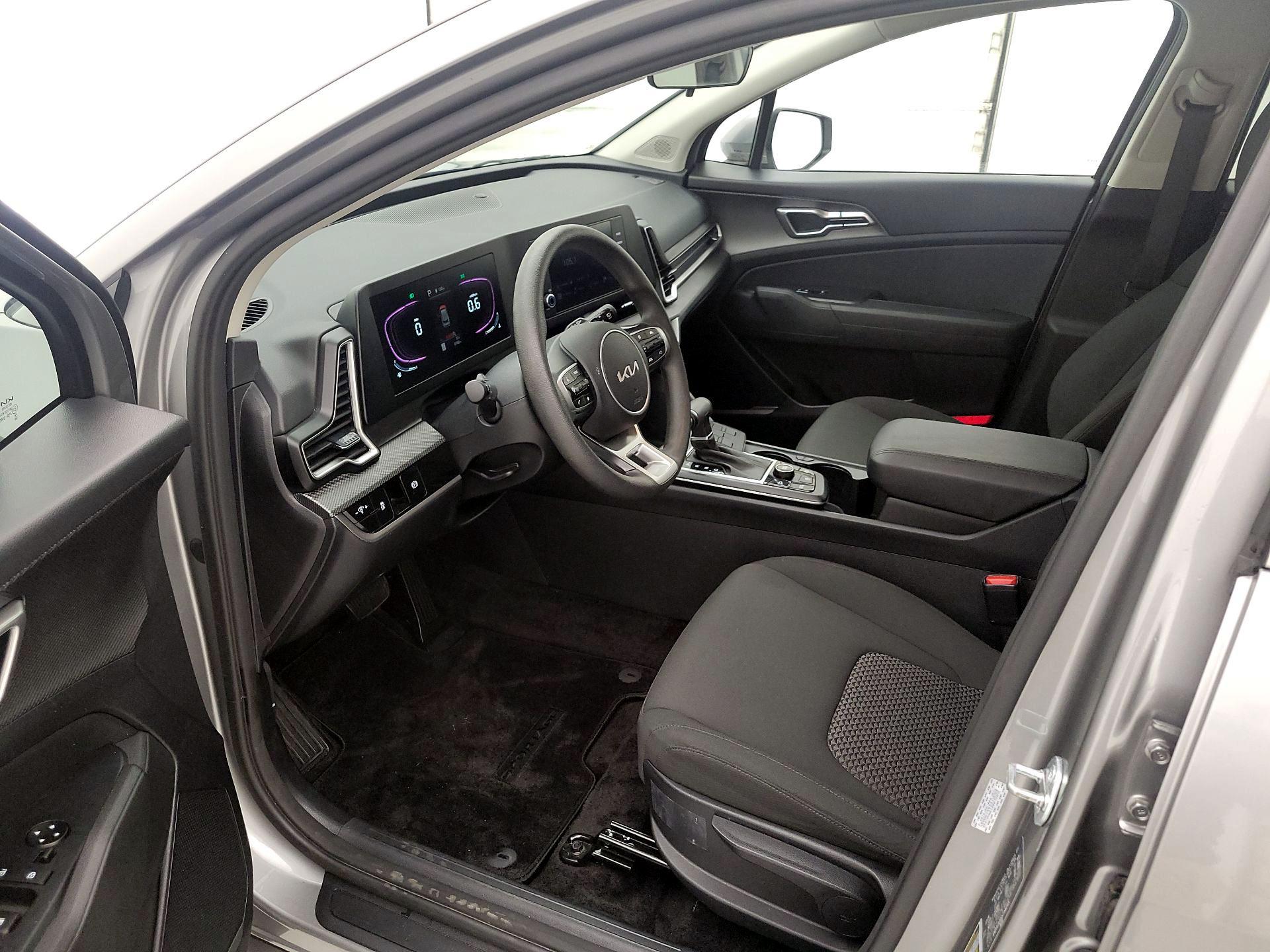 Thumbnail: 2025 Kia Sportage - 11